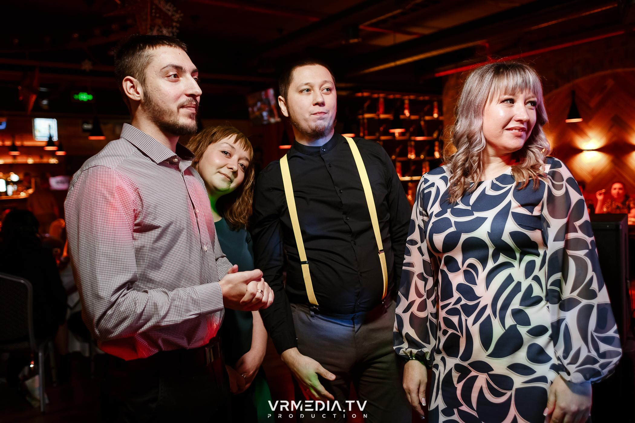 Жаркий новогодний корпоратив в гриль-баре «Жара»