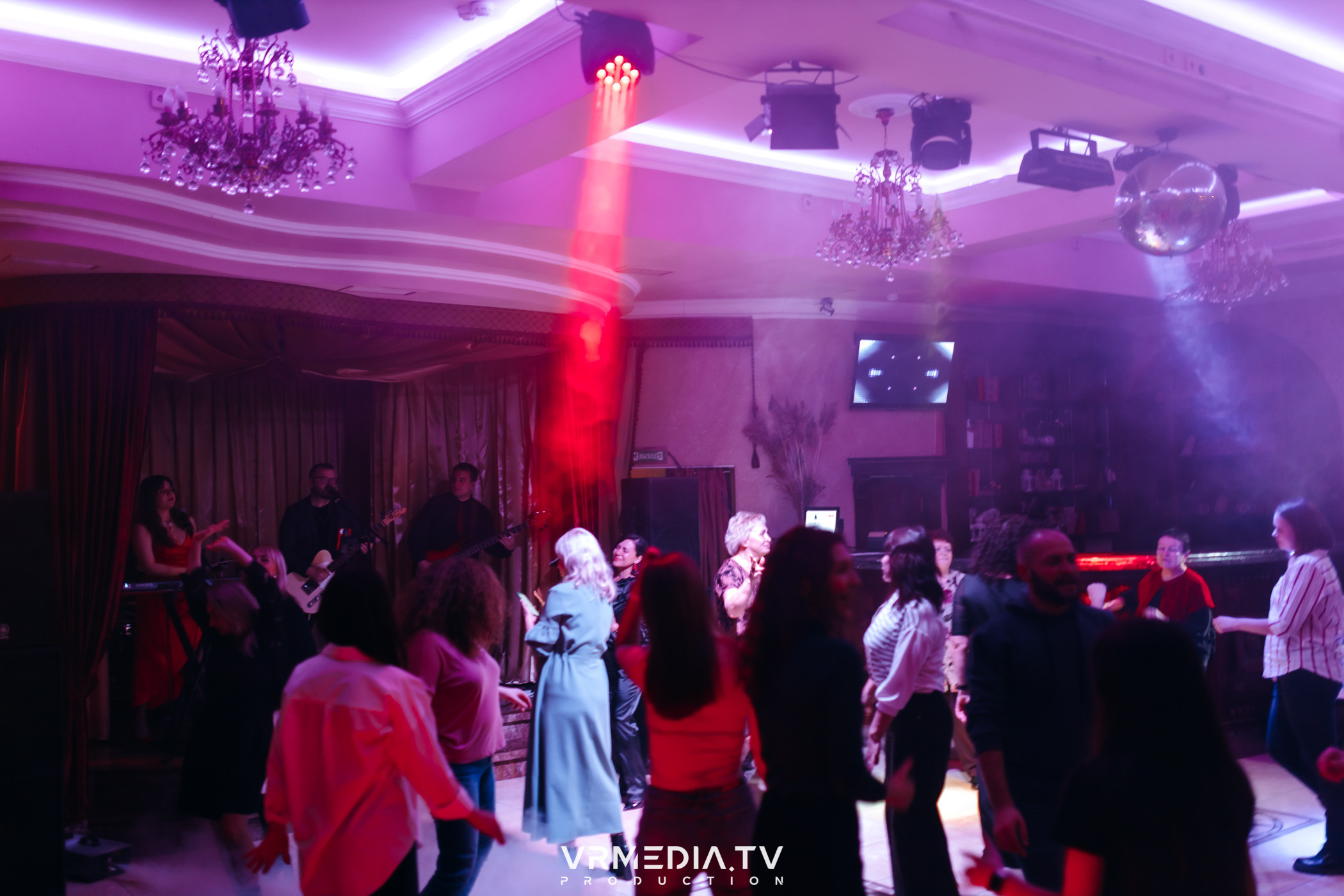 Выходные в ресторане «Лазурный Берег»