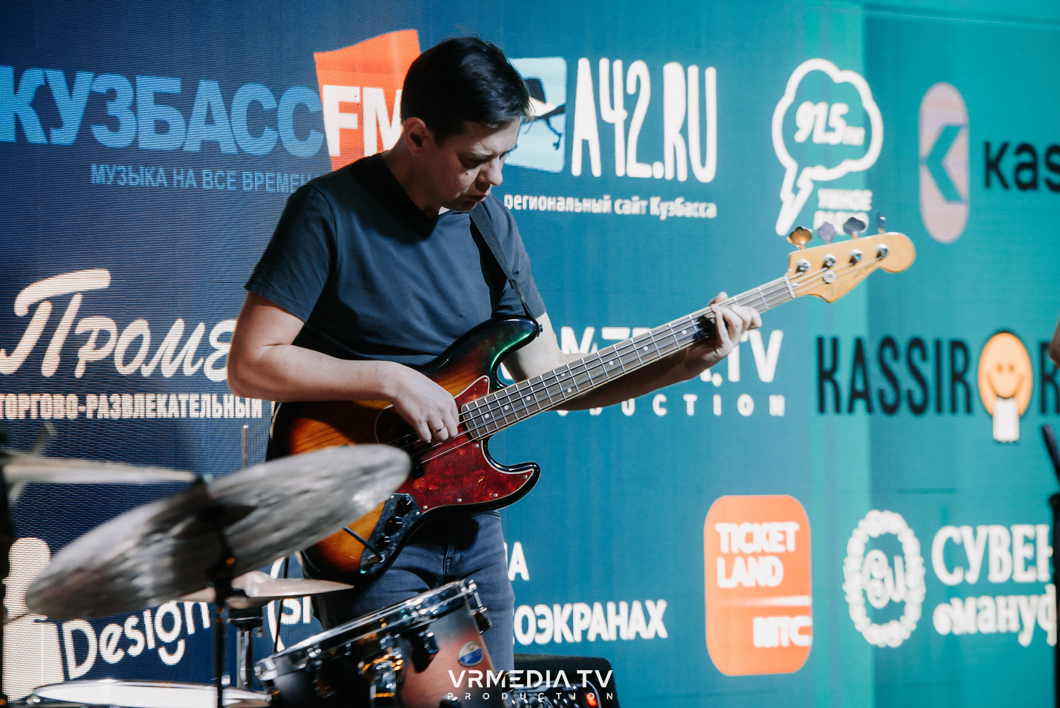 Джазовая среда: Collini Blues Balls (Новосибирск)