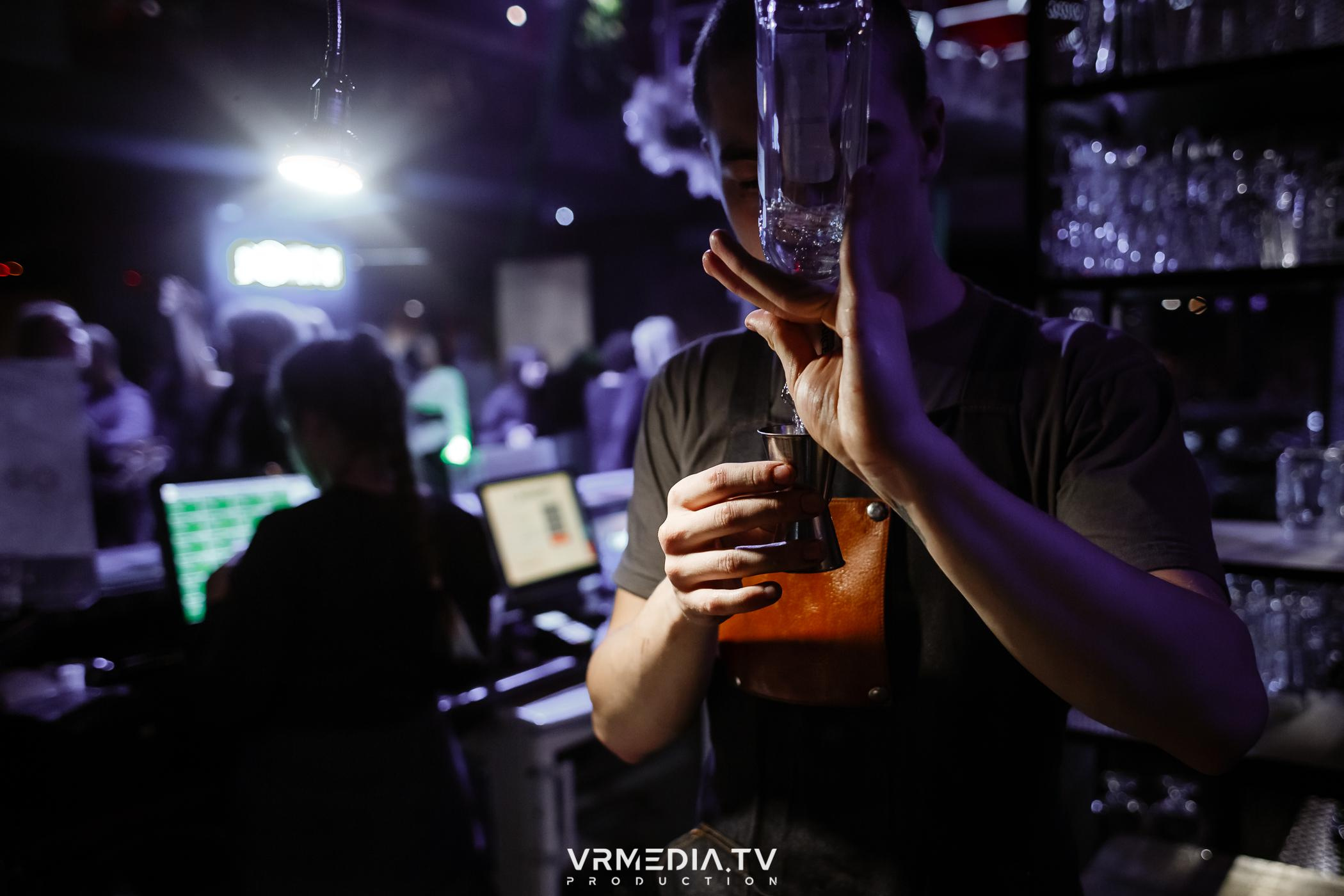 Выходные в баре «DOSKI»