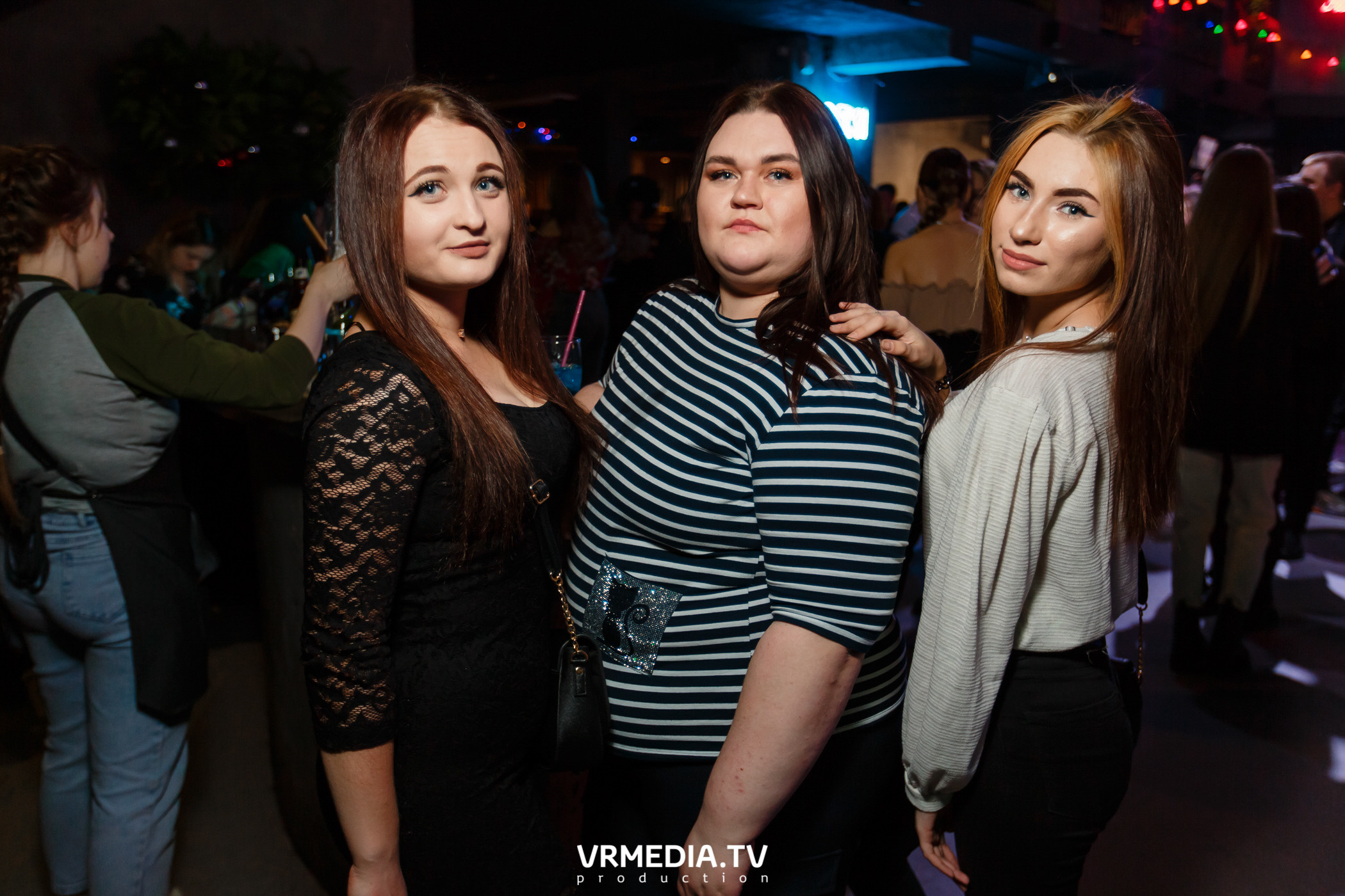 Выходные в баре «DOSKI»