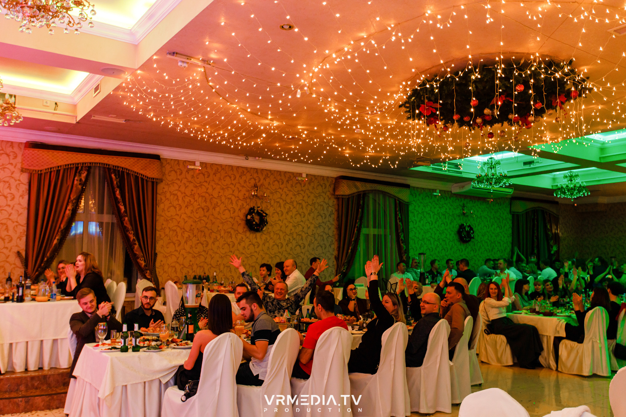 «Новогодний Мюзикл» в ресторане «Лазурный Берег»