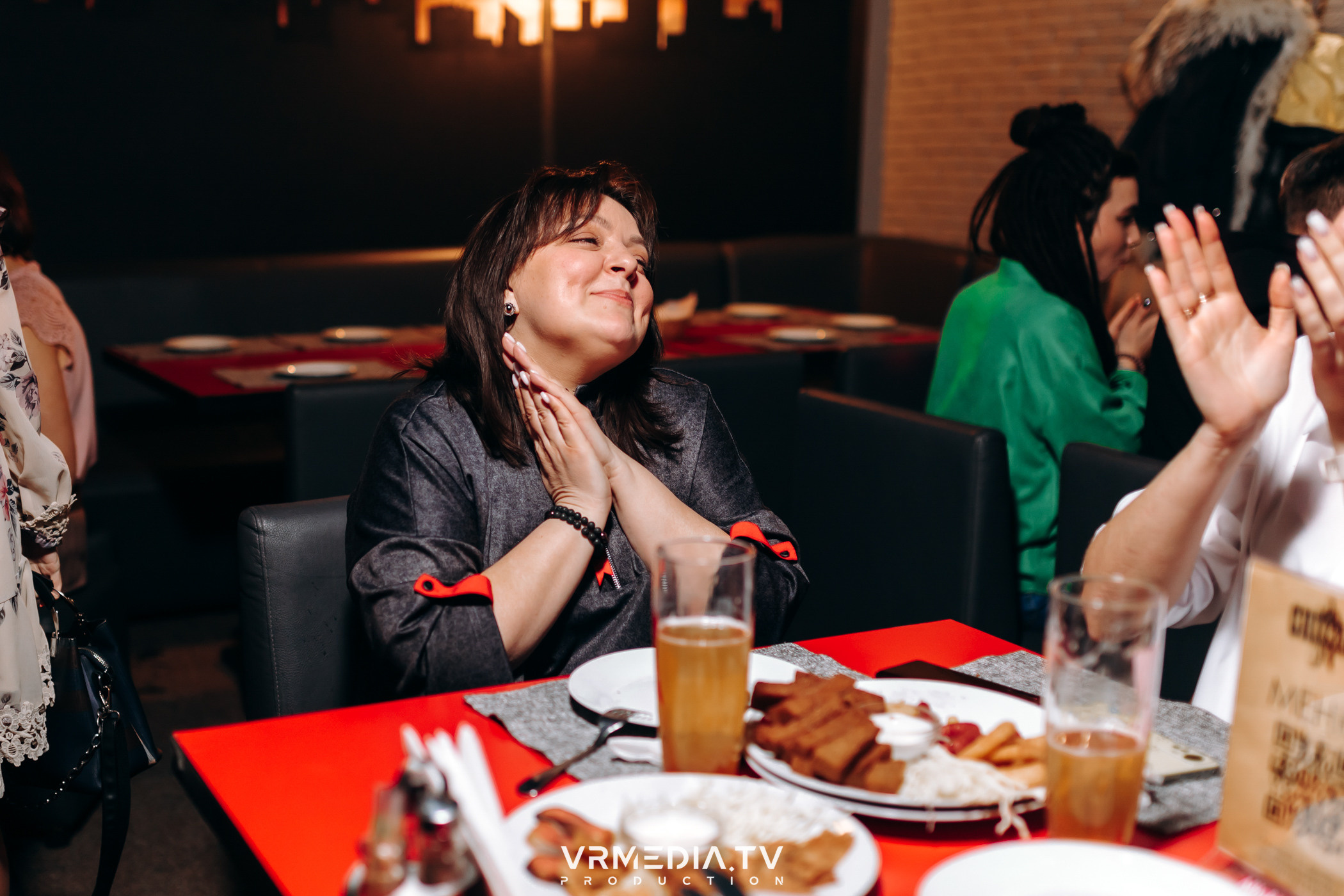 Международный женский день в караоке-баре «Chicago»