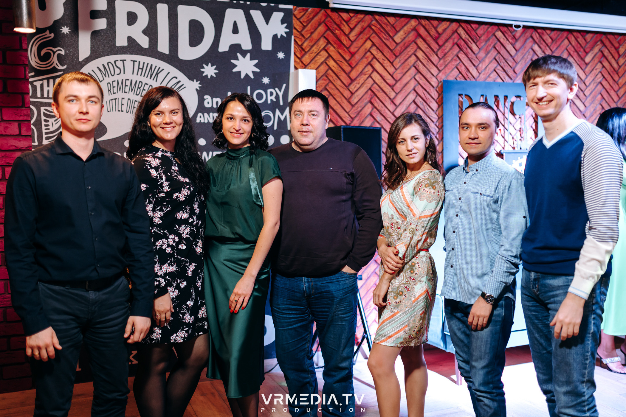 Новогодний вечер в ресторане «Friday»