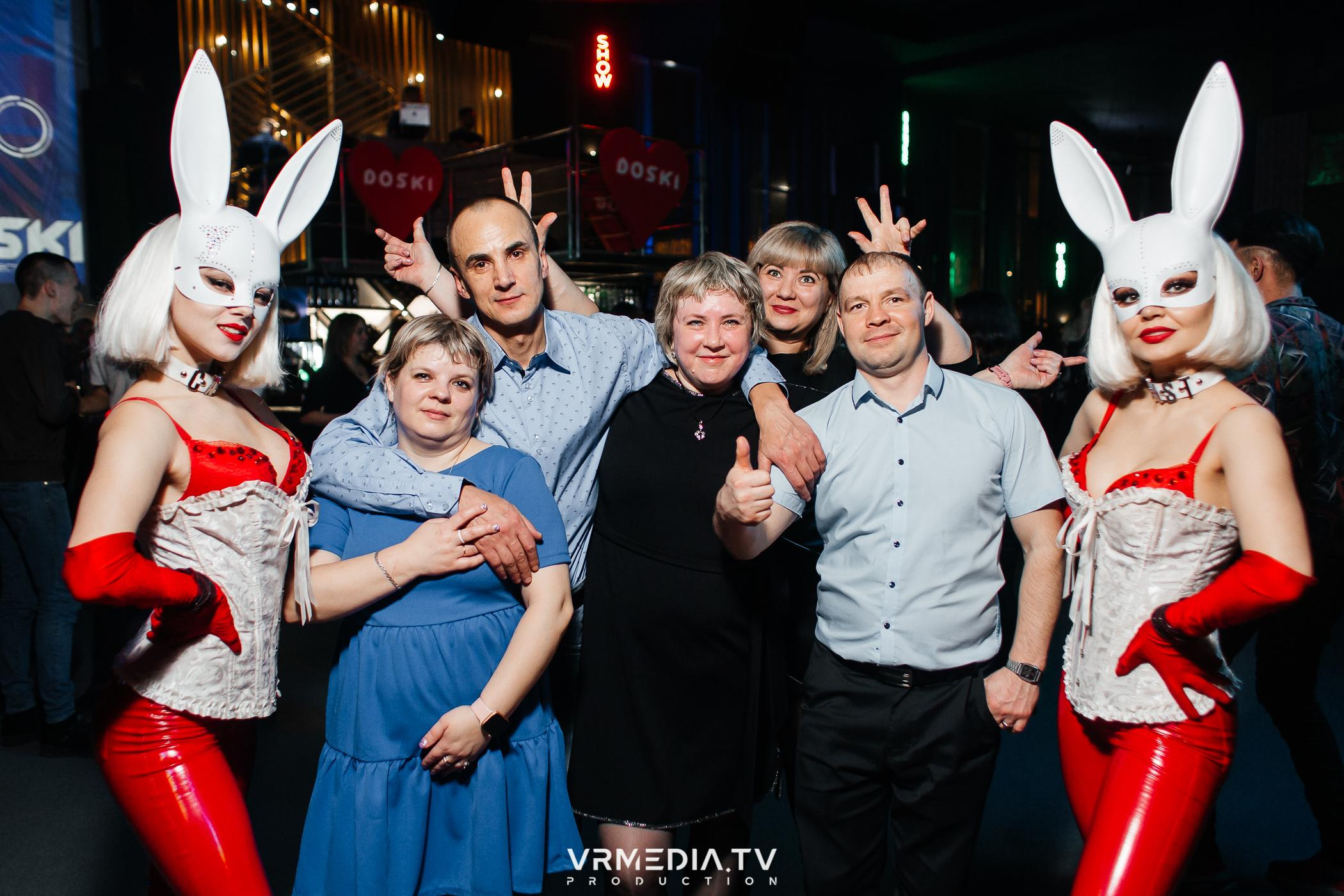 Выходные в баре «DOSKI»