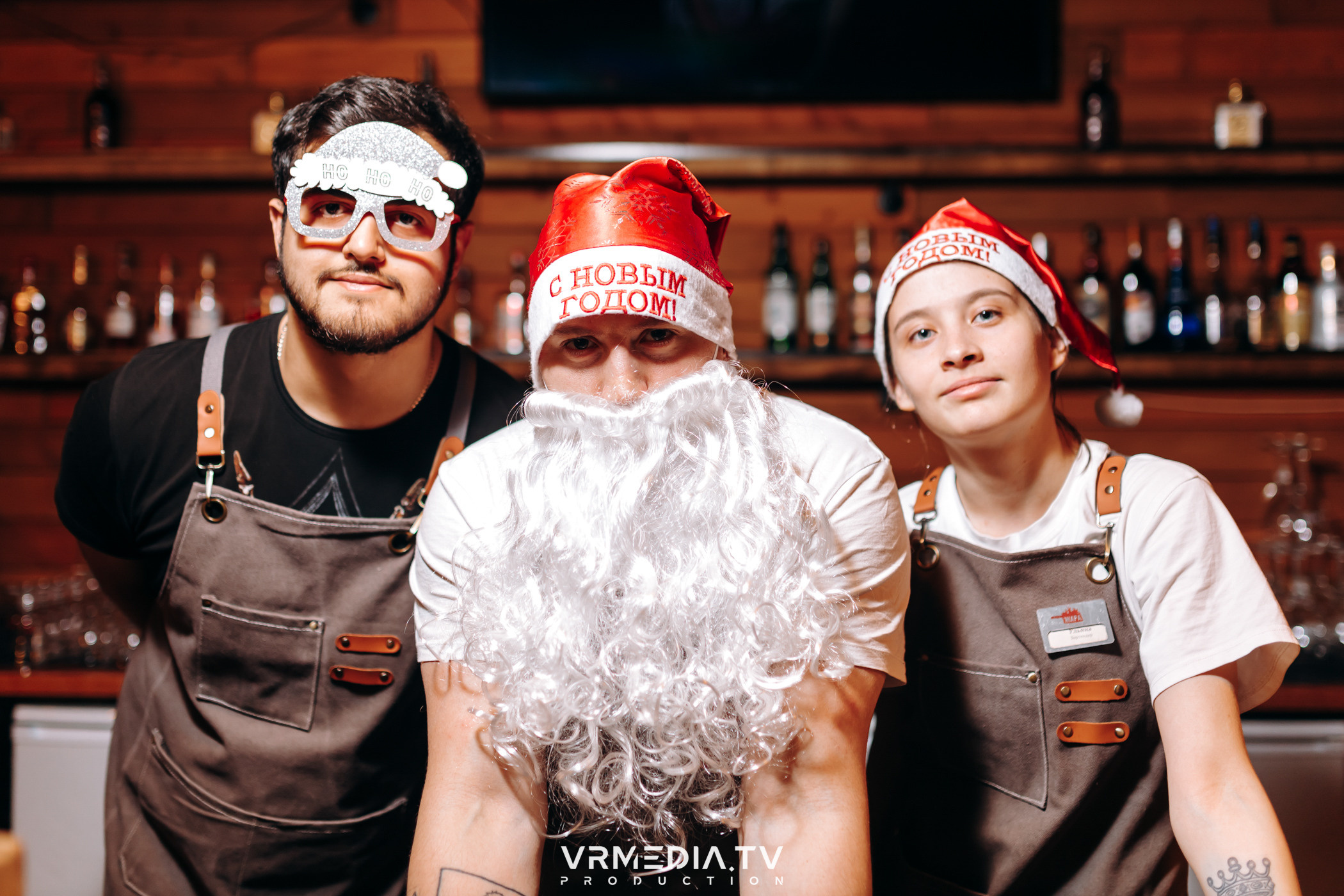 Жаркий новогодний корпоратив в гриль-баре «Жара»