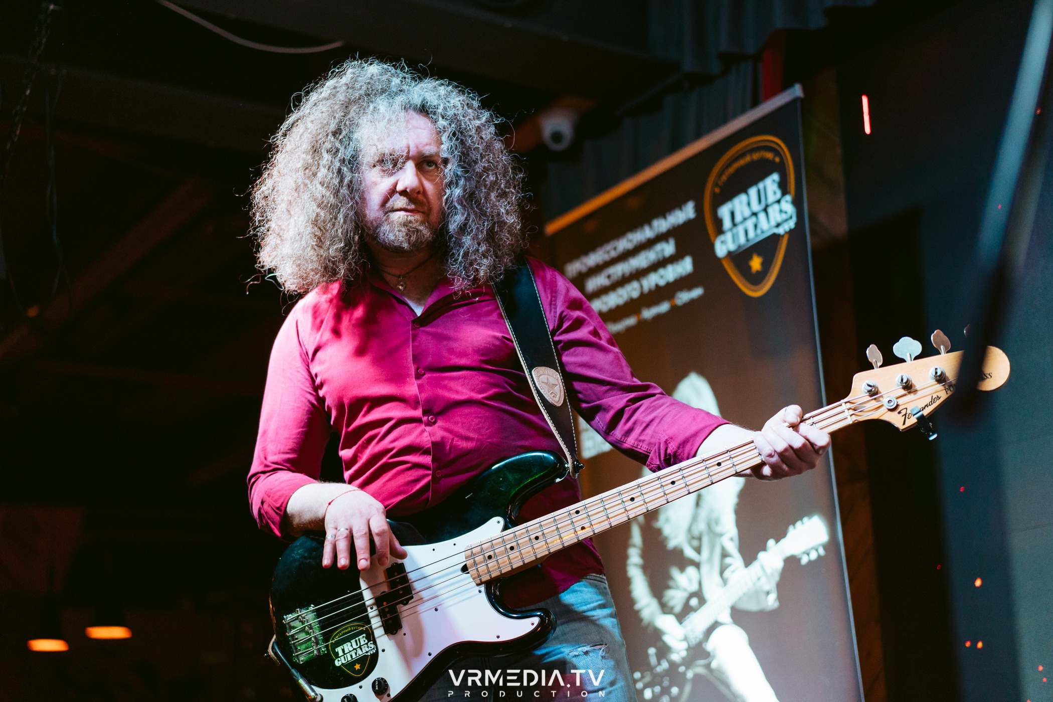 Джазовая среда: Чарльз Бёртон (США)