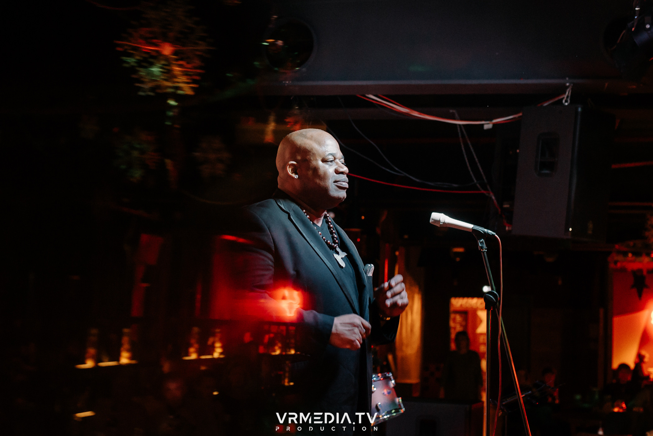 Джазовая среда: Певец Мистер Мелвин (Франция)