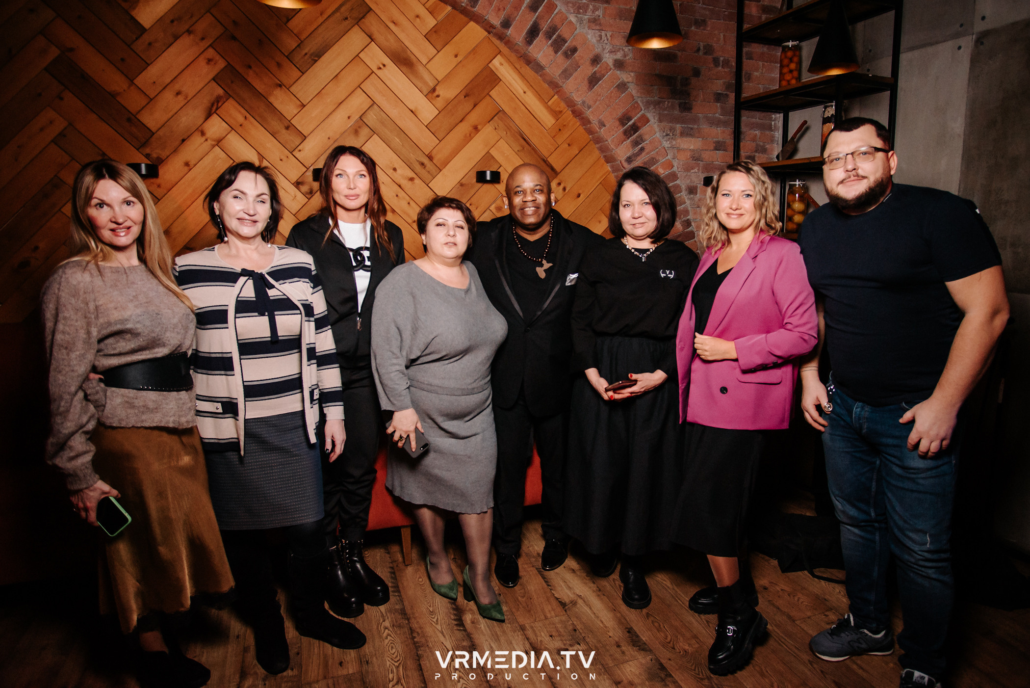 Джазовая среда: Певец Мистер Мелвин (Франция)