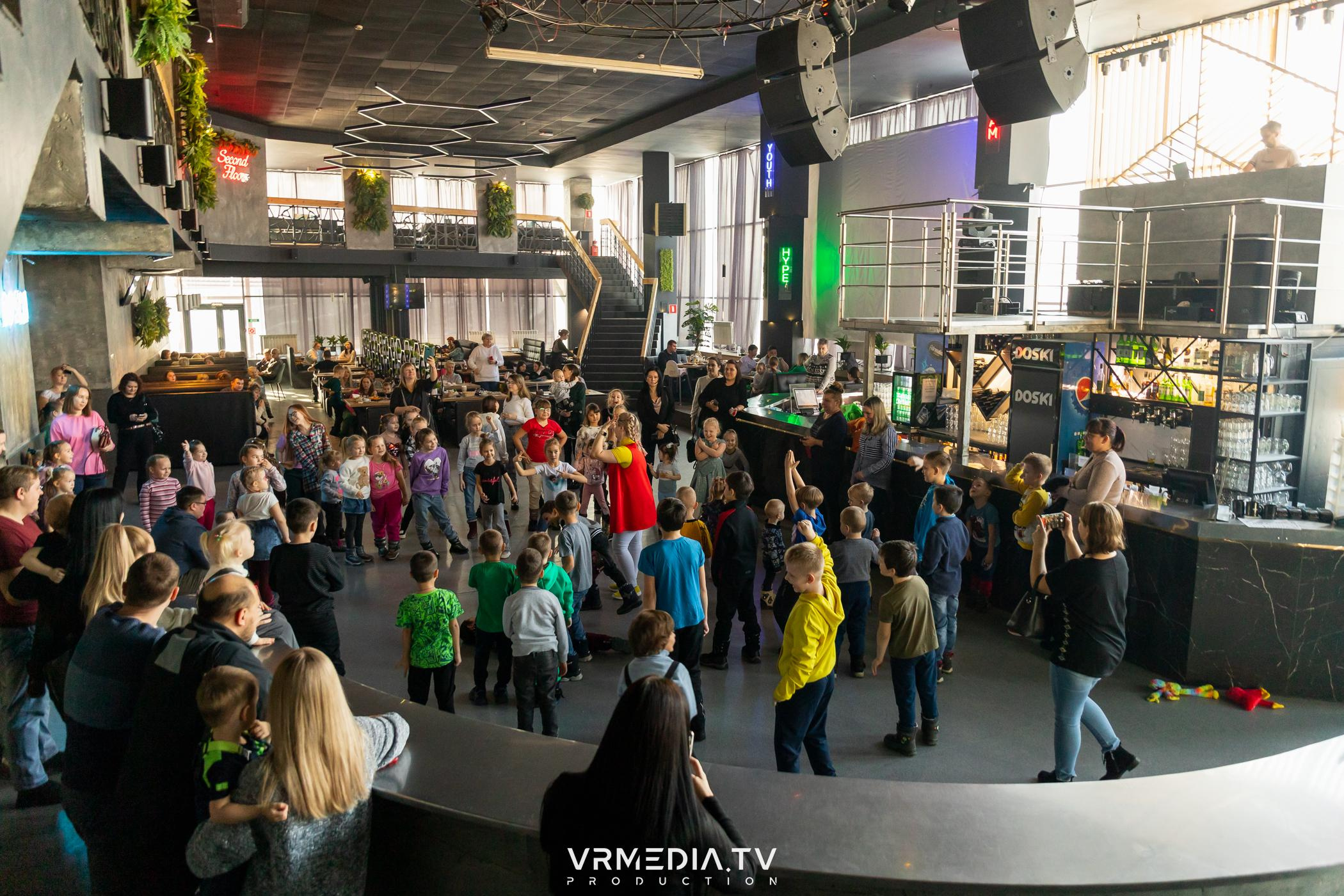 Baby time в баре «DOSKI»