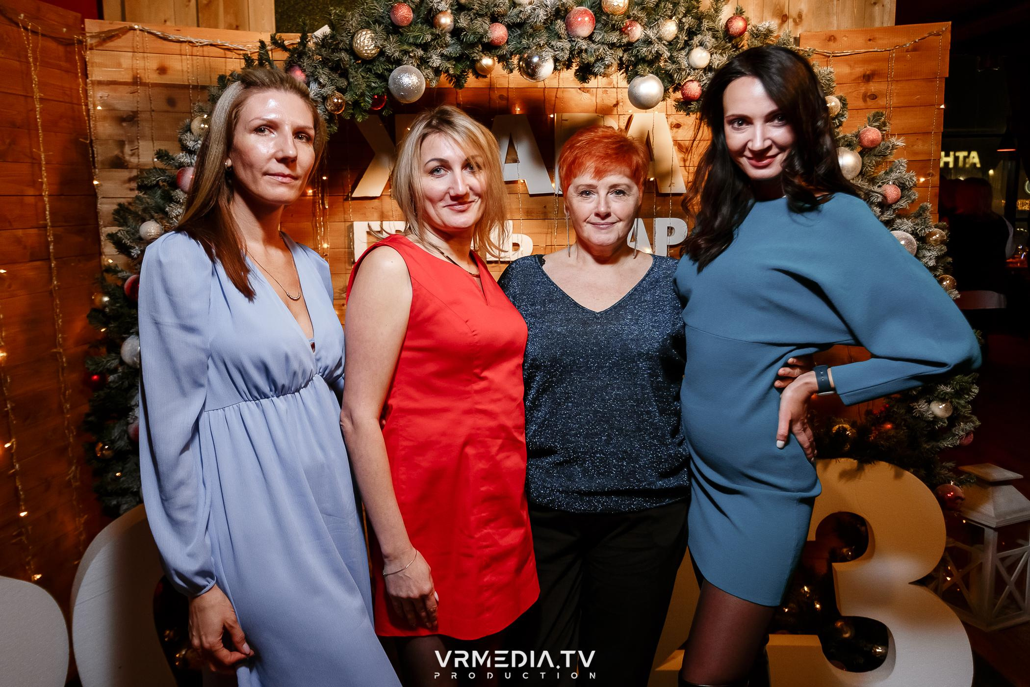 Жаркий новогодний корпоратив в гриль-баре «Жара»