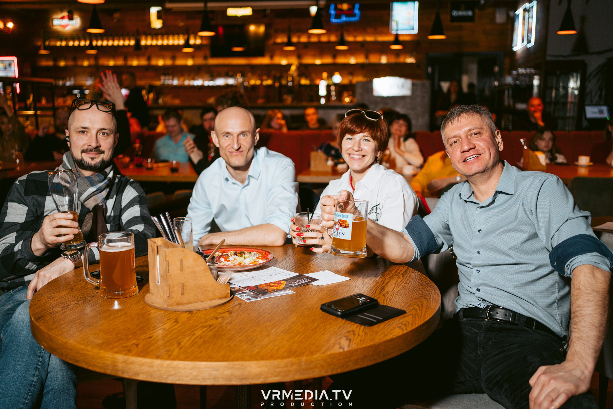 Джазовая среда: шоу «КИНОхроника»