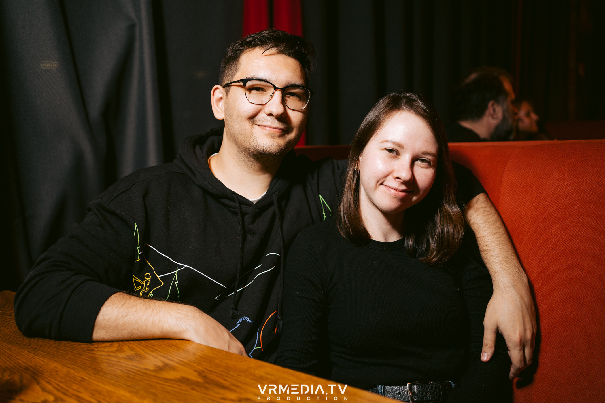 Джазовая среда: шоу «КИНОхроника»