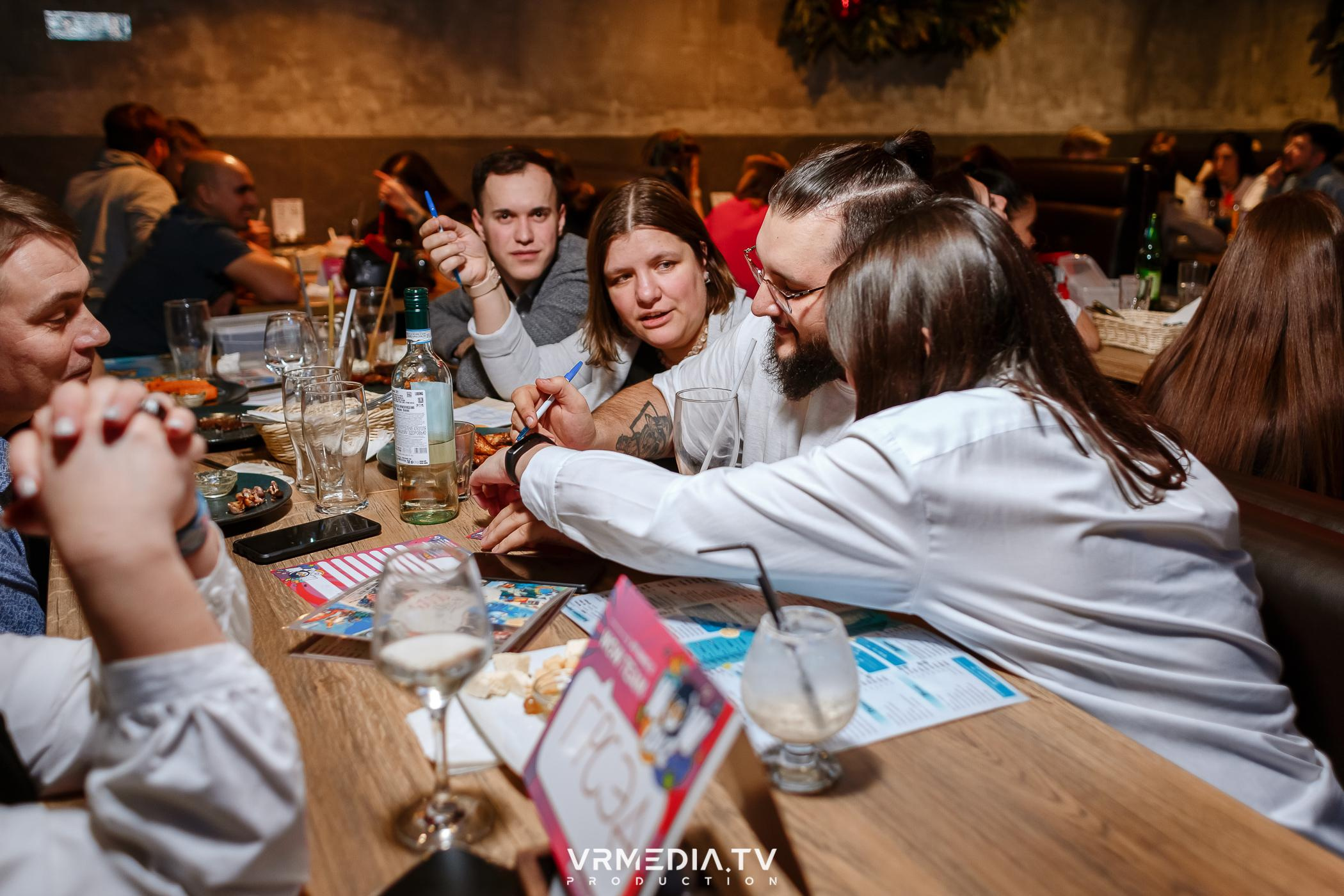 WoW QuiZ в баре «DOSKI»