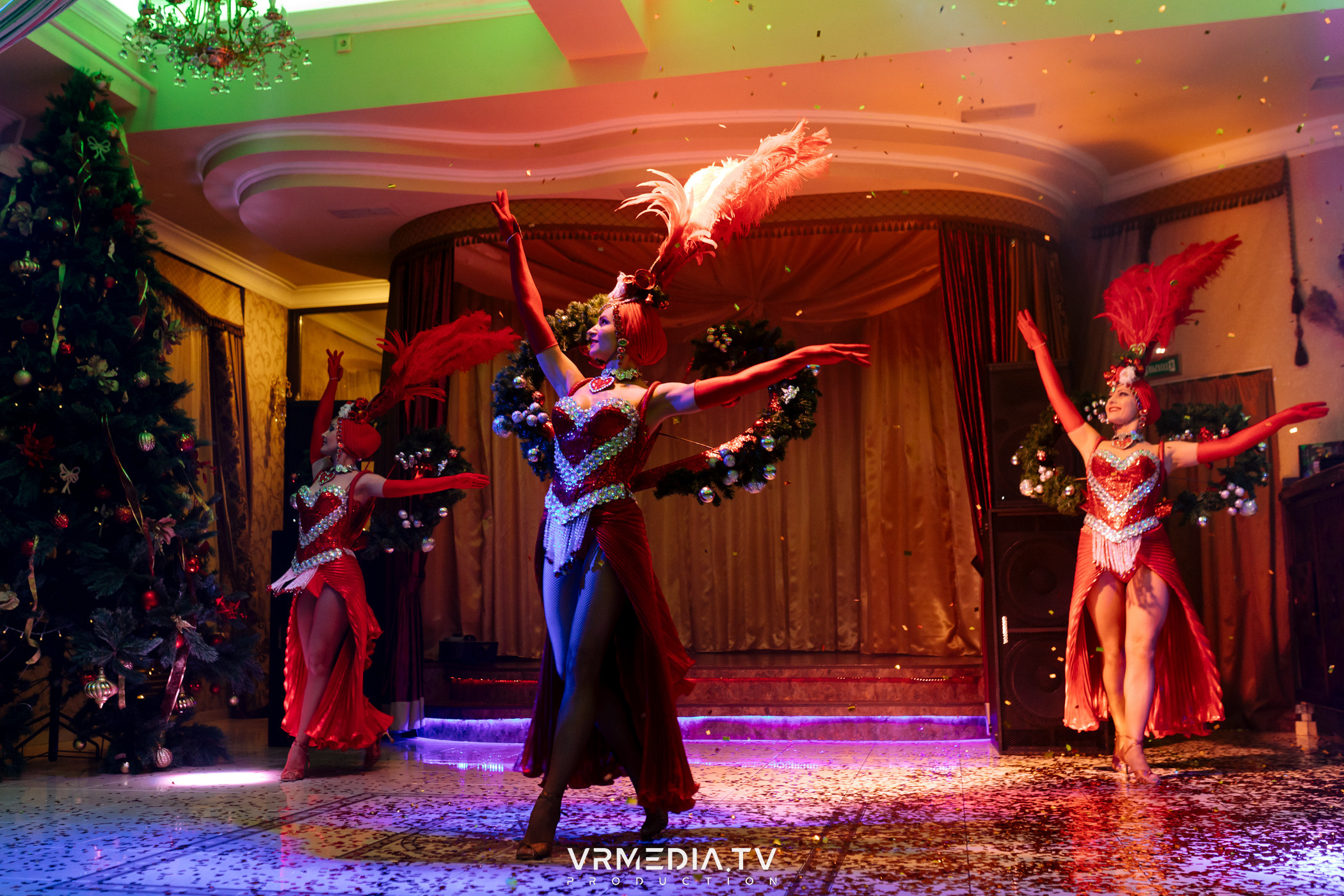 «Новогодний Мюзикл» в ресторане «Лазурный Берег»