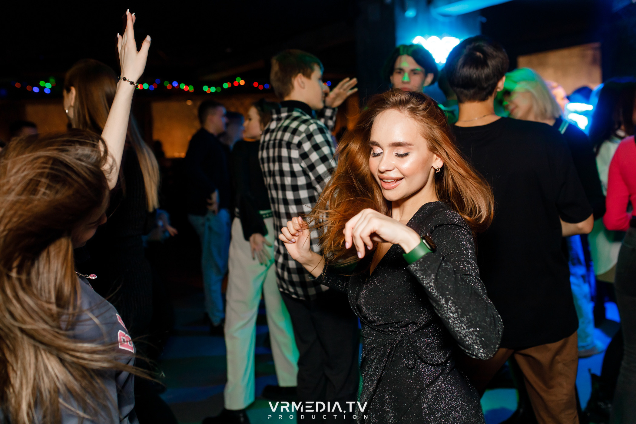 Выходные в баре «DOSKI»