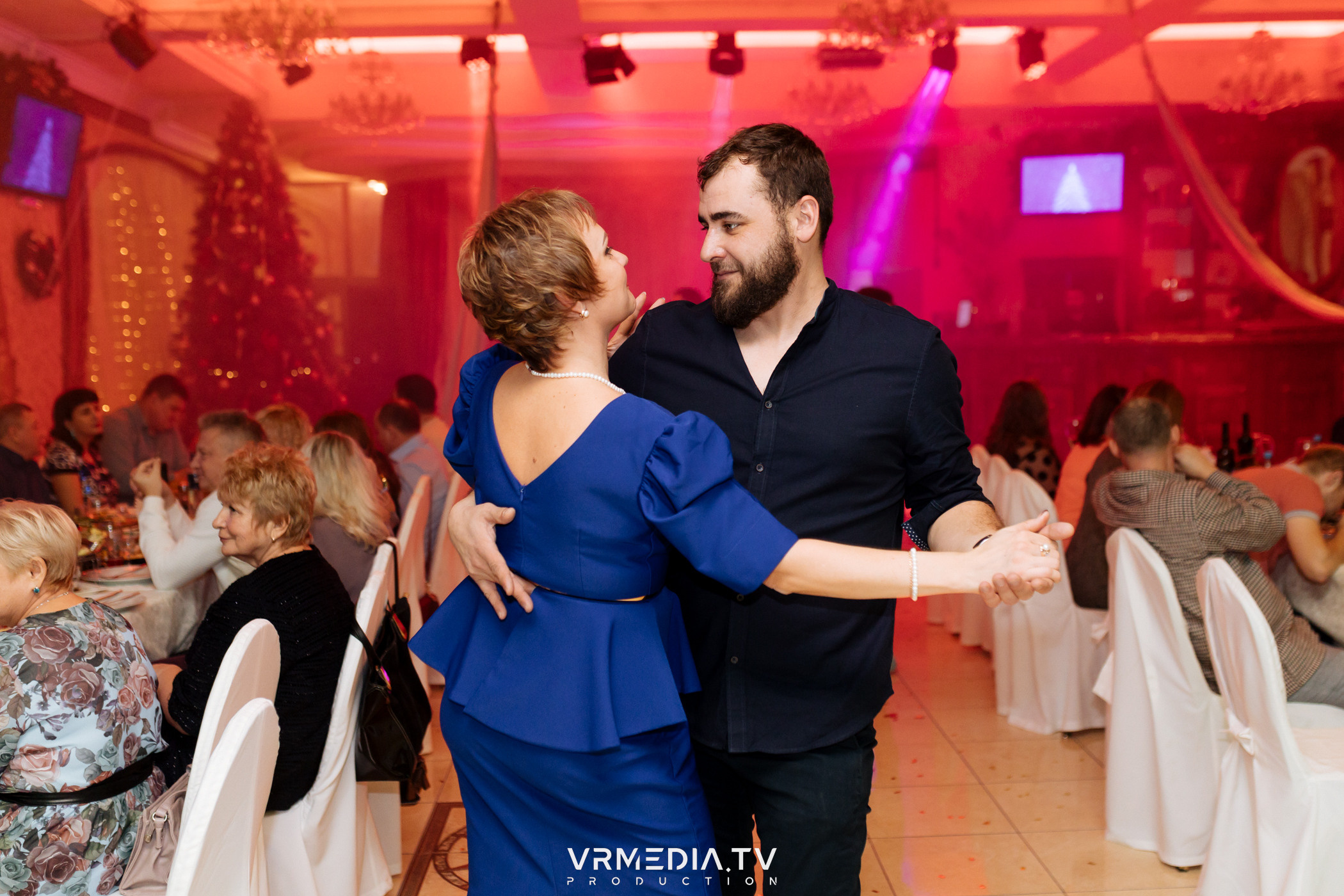 «Новогодний Мюзикл» в ресторане «Лазурный Берег»