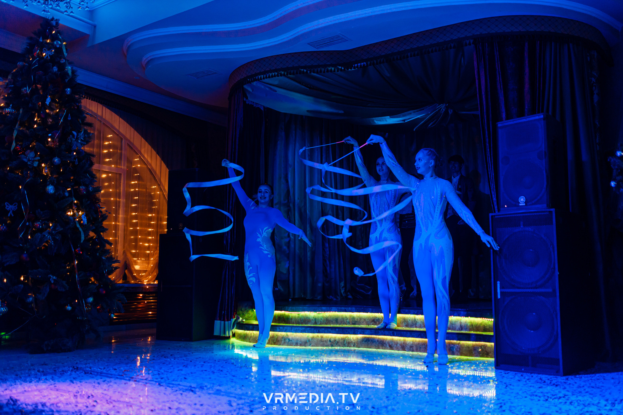 «Новогодний Мюзикл» в ресторане «Лазурный Берег»