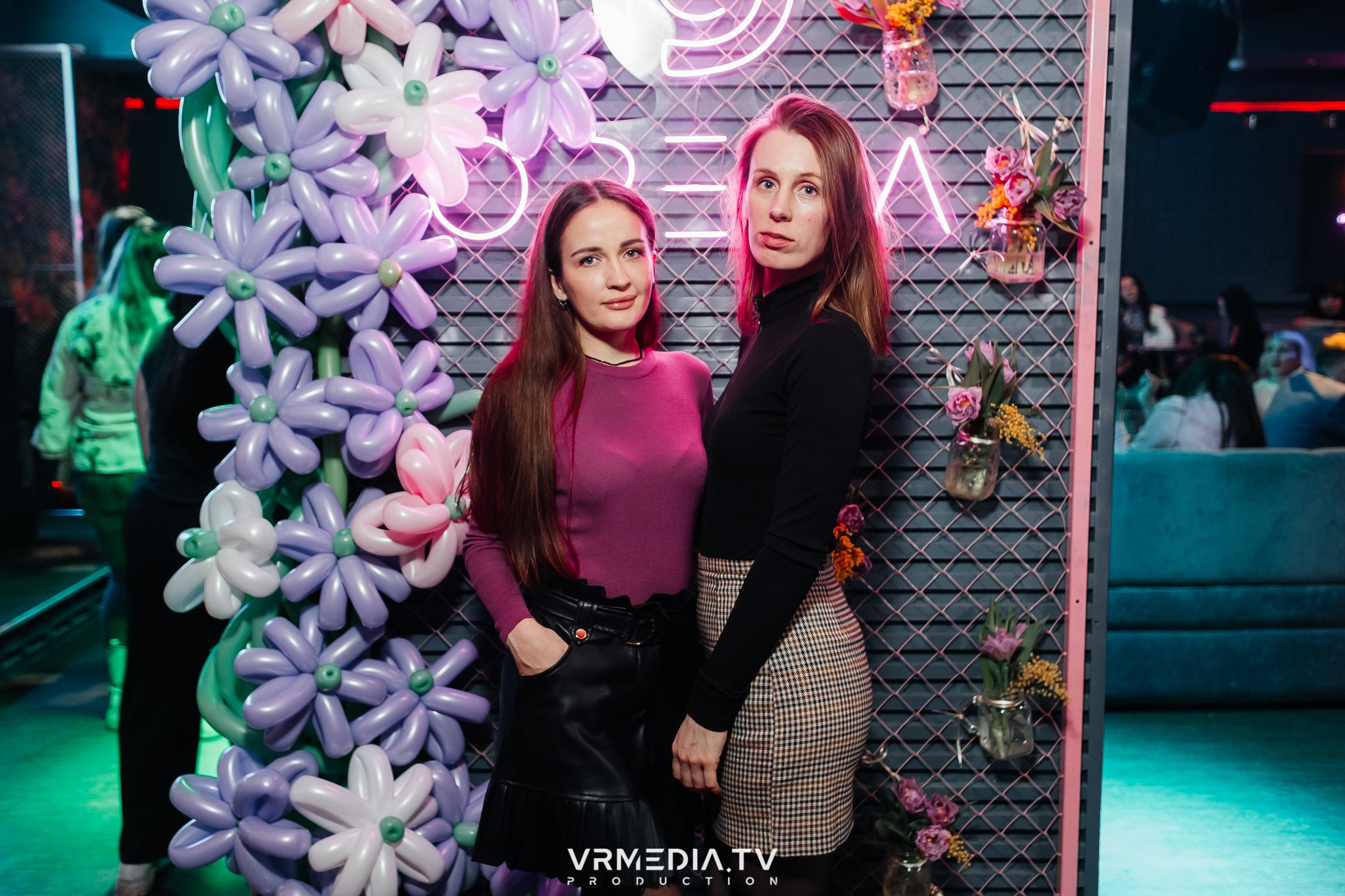 Woman party в караоке-баре «Opera»