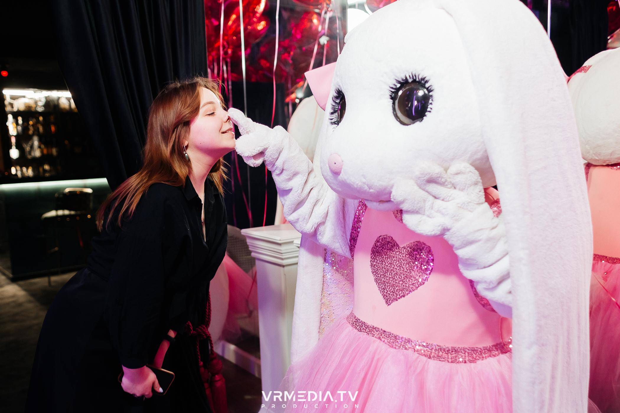 День святого Валентина в караоке-баре «Volna»