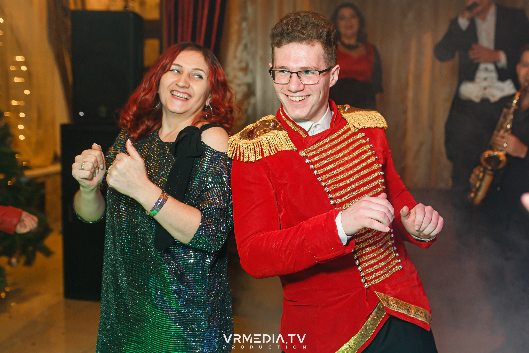 «Новогодний Мюзикл» в ресторане «Лазурный Берег»