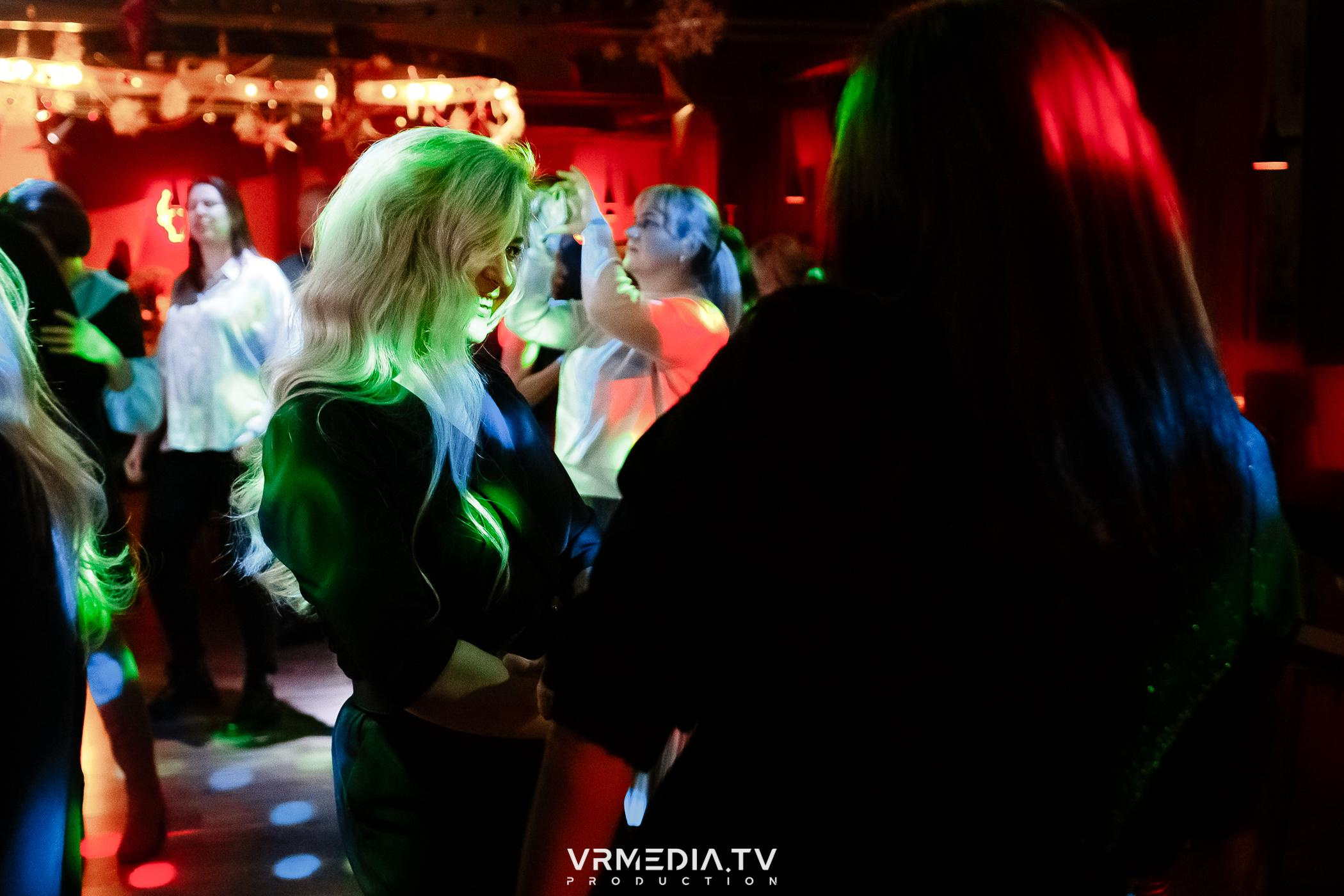 #НОВОГОДНИЕЖАРКИЕДНИИНОЧИ в гриль-баре «Жара»