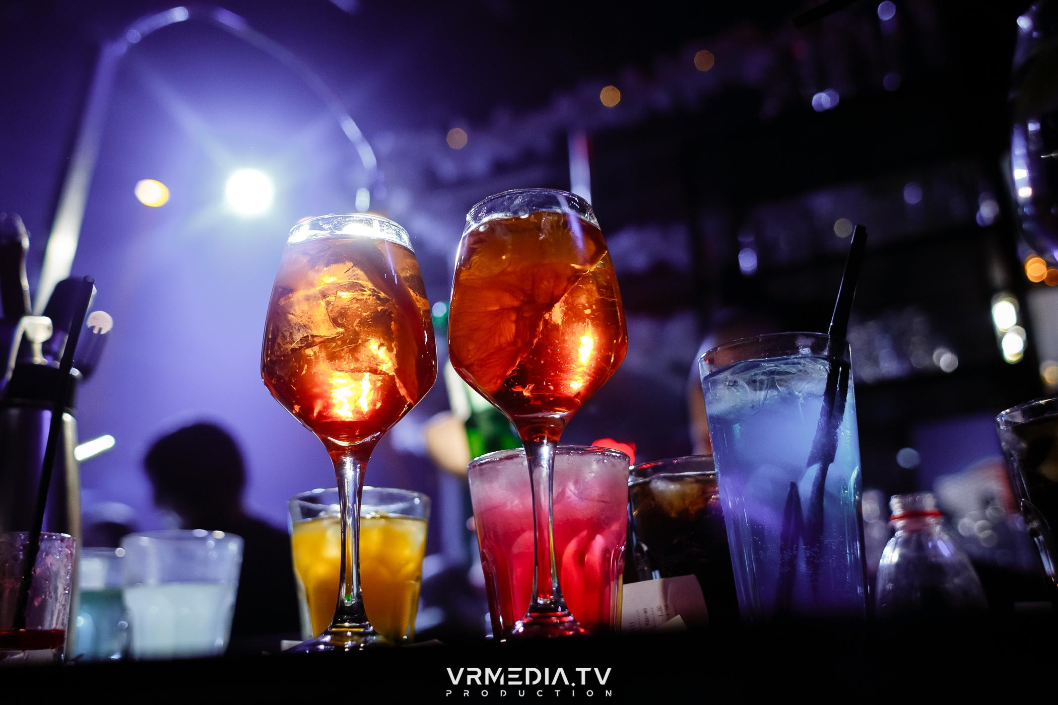 Выходные в баре «DOSKI»