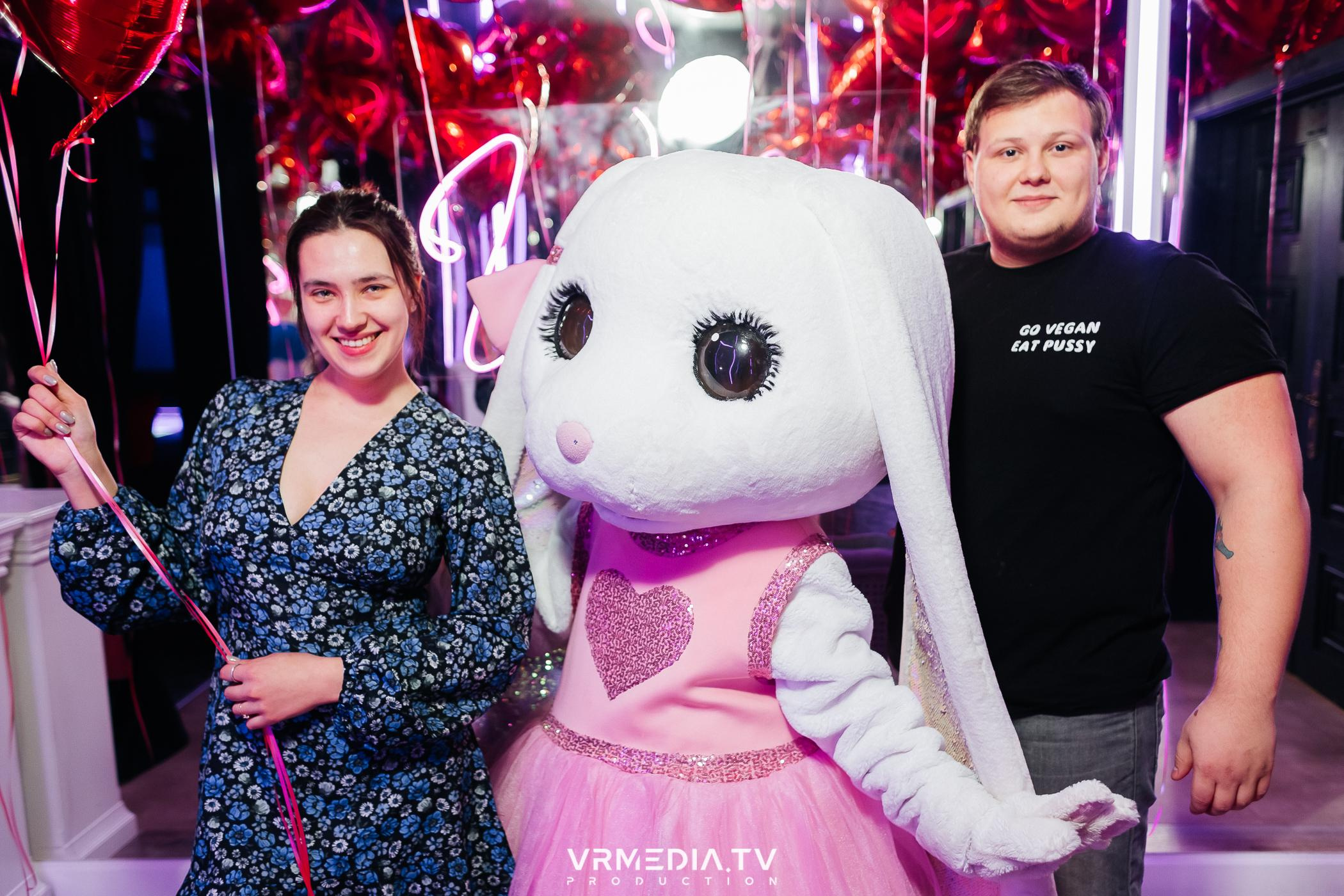 День святого Валентина в караоке-баре «Volna»