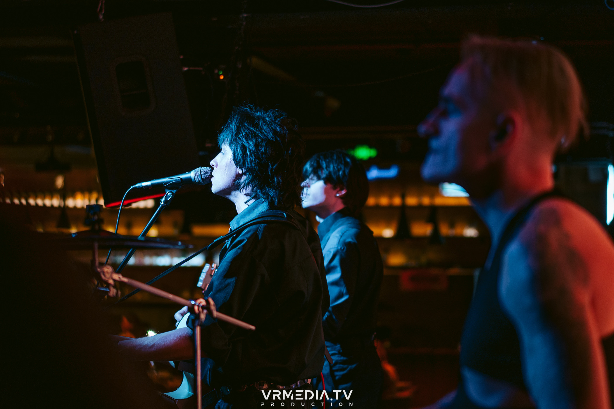 Джазовая среда: шоу «КИНОхроника»