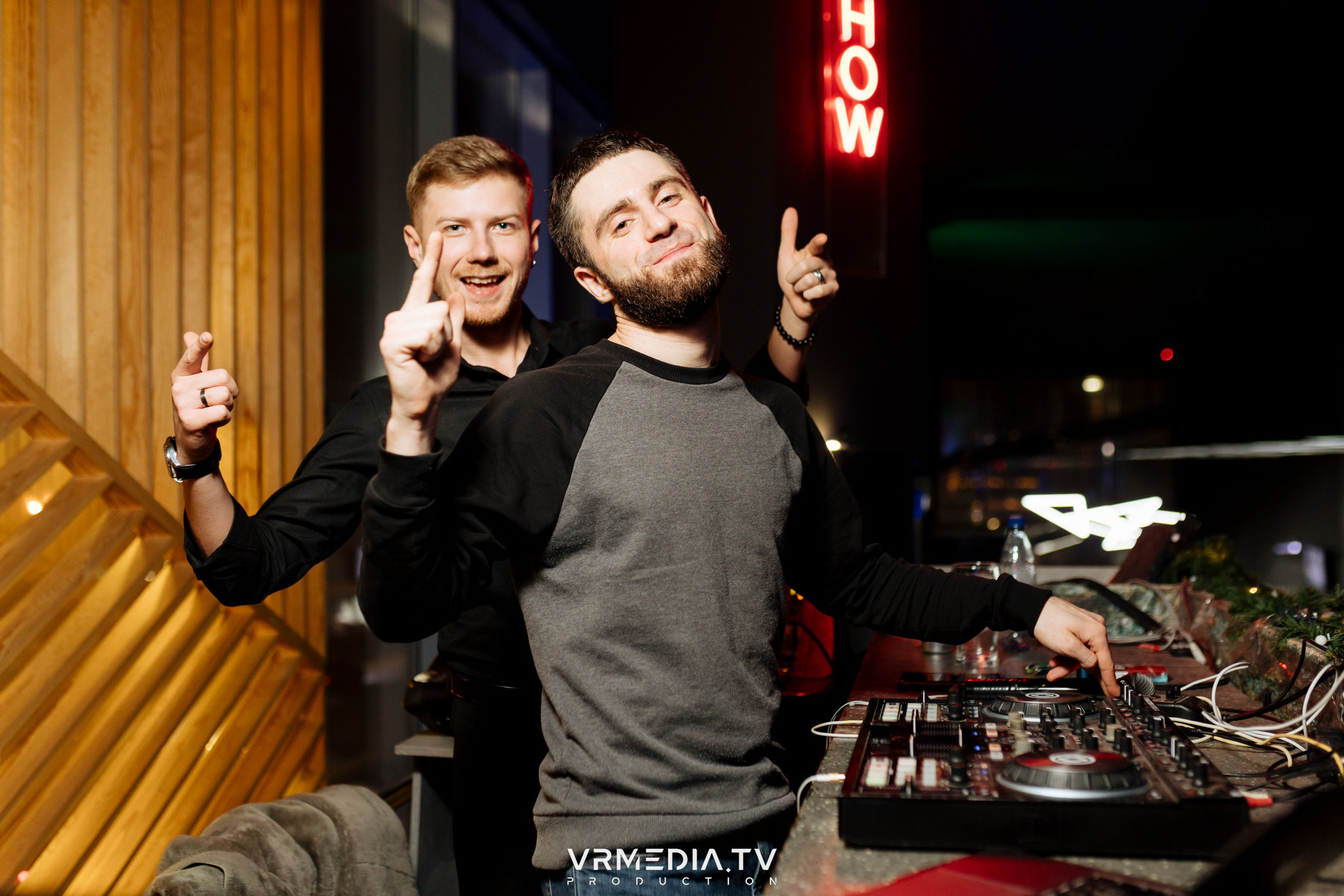 Выходные в баре «DOSKI»