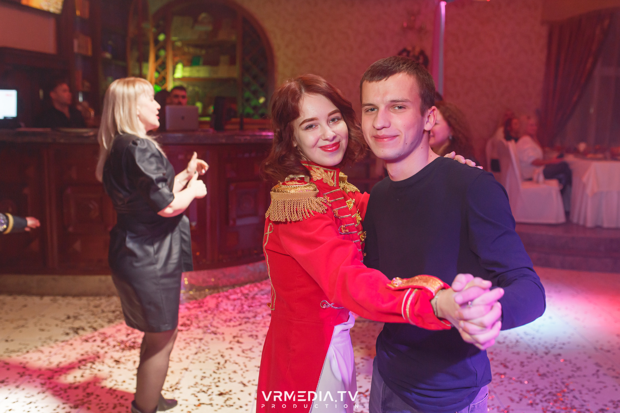 «Новогодний Мюзикл» в ресторане «Лазурный Берег»