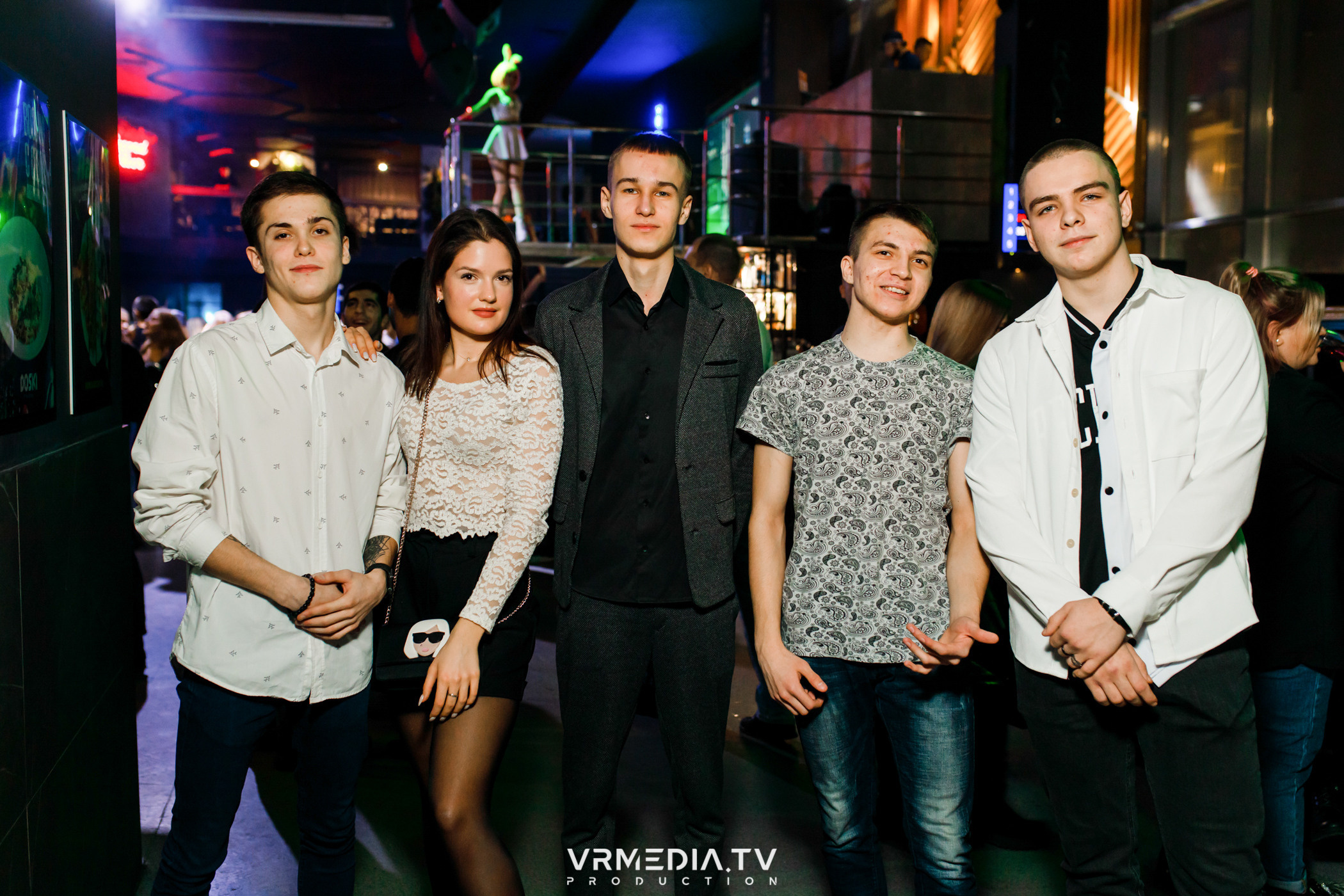 Выходные в баре «DOSKI»