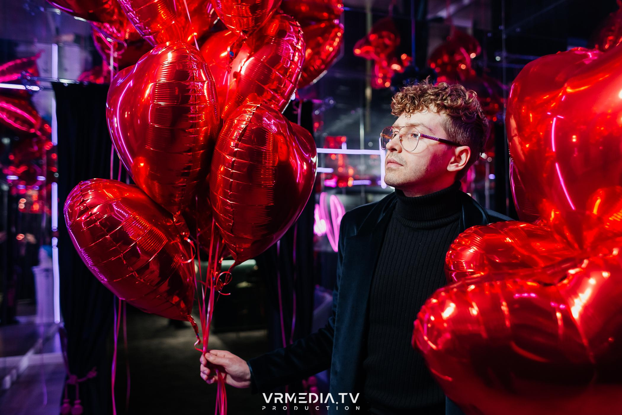 День святого Валентина в караоке-баре «Volna»