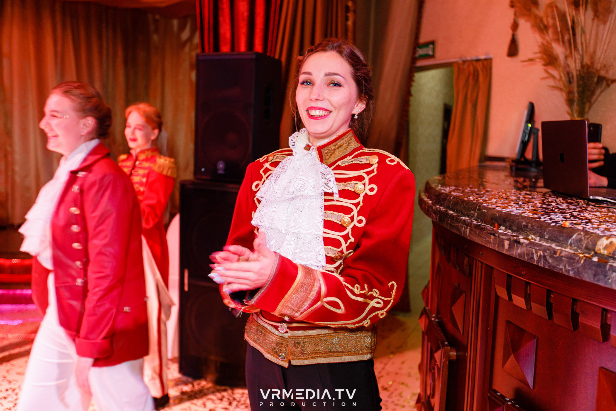 «Новогодний Мюзикл» в ресторане «Лазурный Берег»