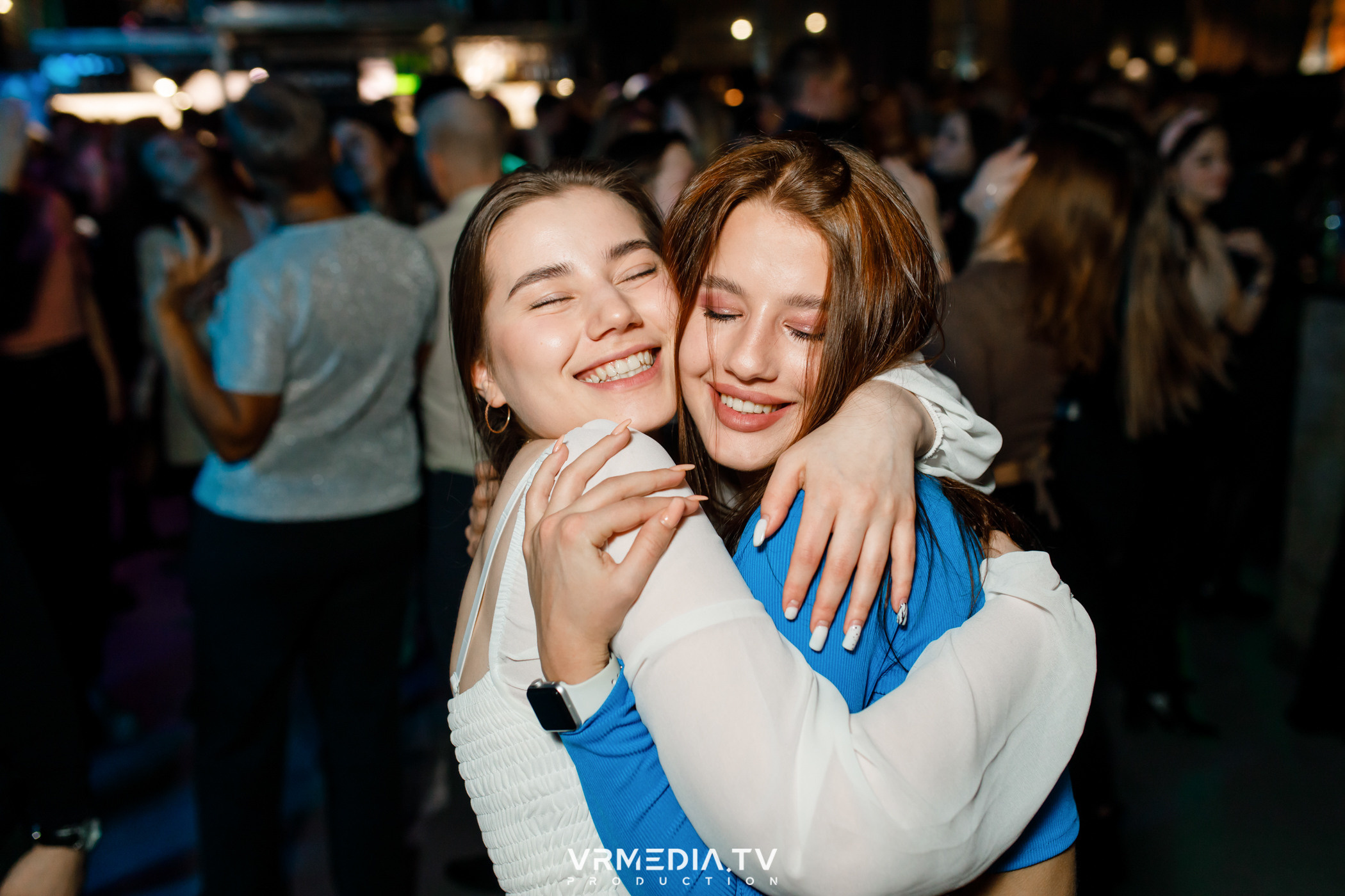 Выходные в баре «DOSKI»