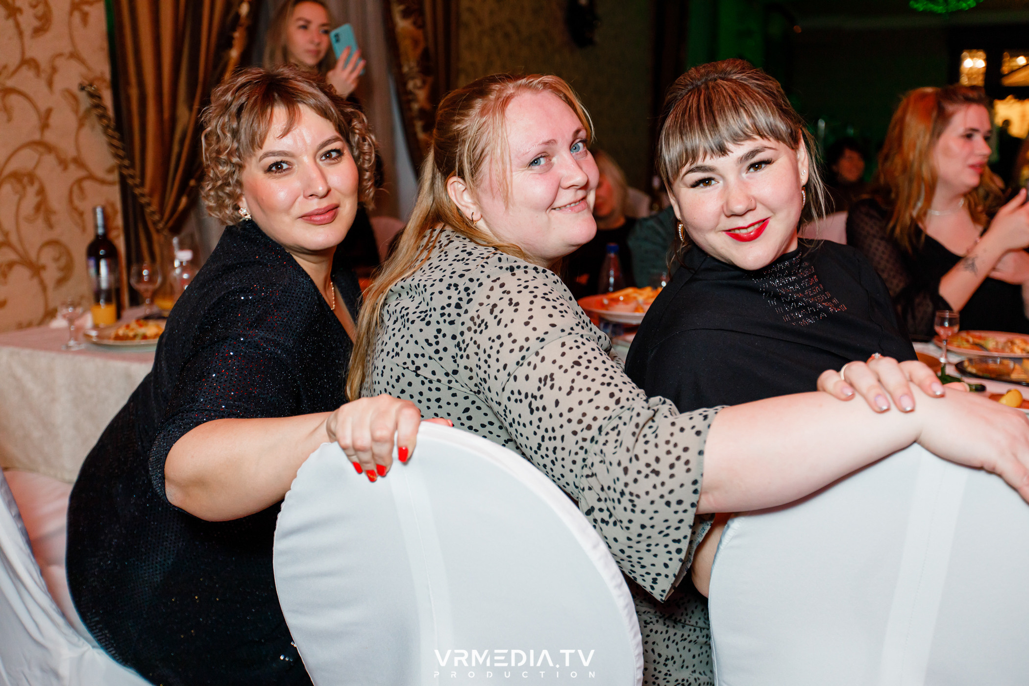 «Новогодний Мюзикл» в ресторане «Лазурный Берег»