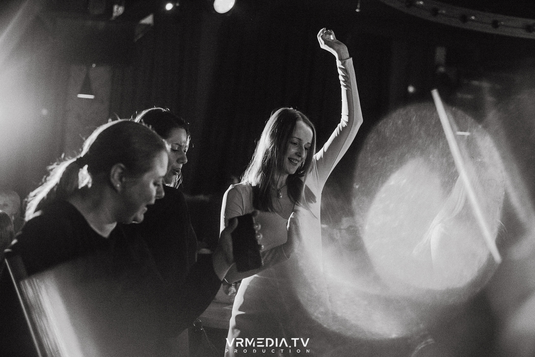 Джазовая среда: BBQueen: Переменная облачность