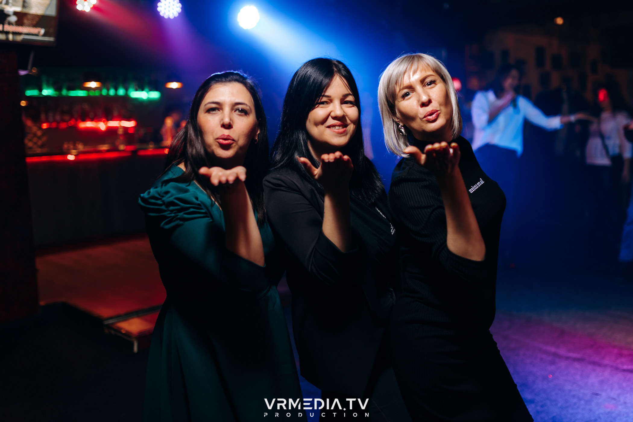 Международный женский день в караоке-баре «Chicago»