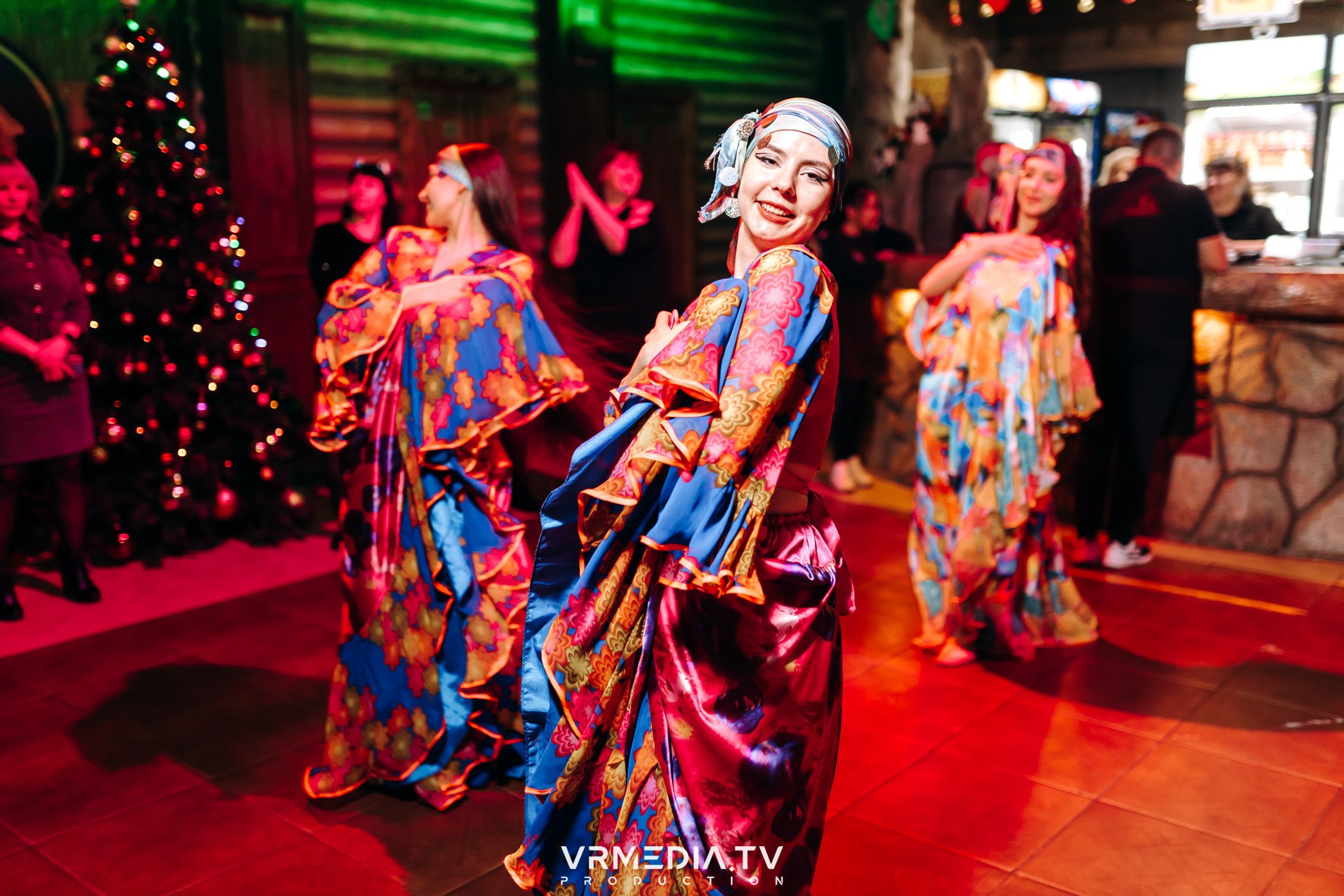 Новогодний вечер «У Петровича»