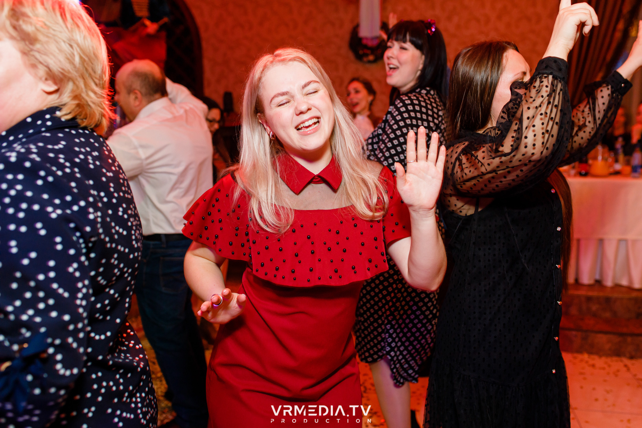 «Новогодний Мюзикл» в ресторане «Лазурный Берег»