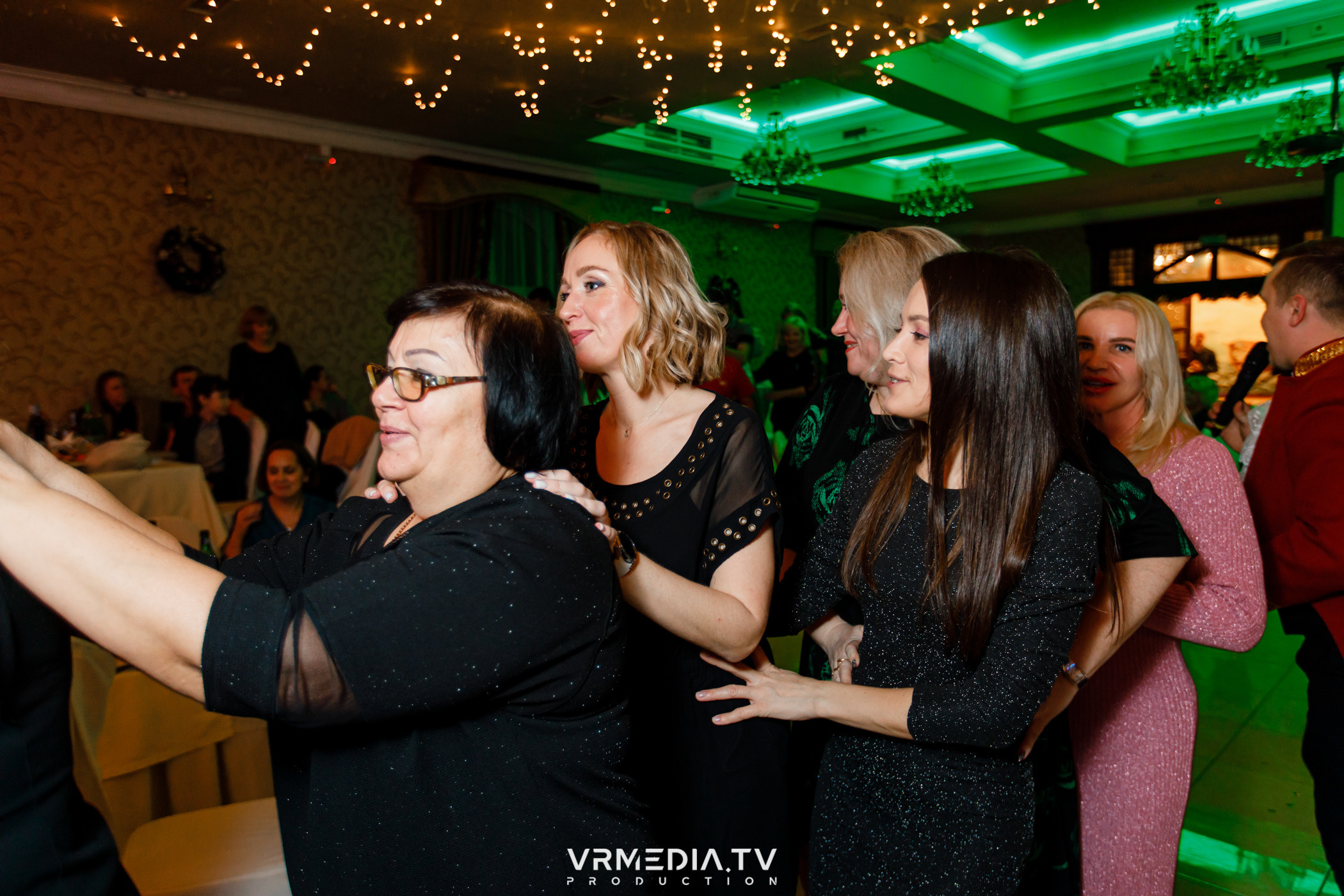 «Новогодний Мюзикл» в ресторане «Лазурный Берег»