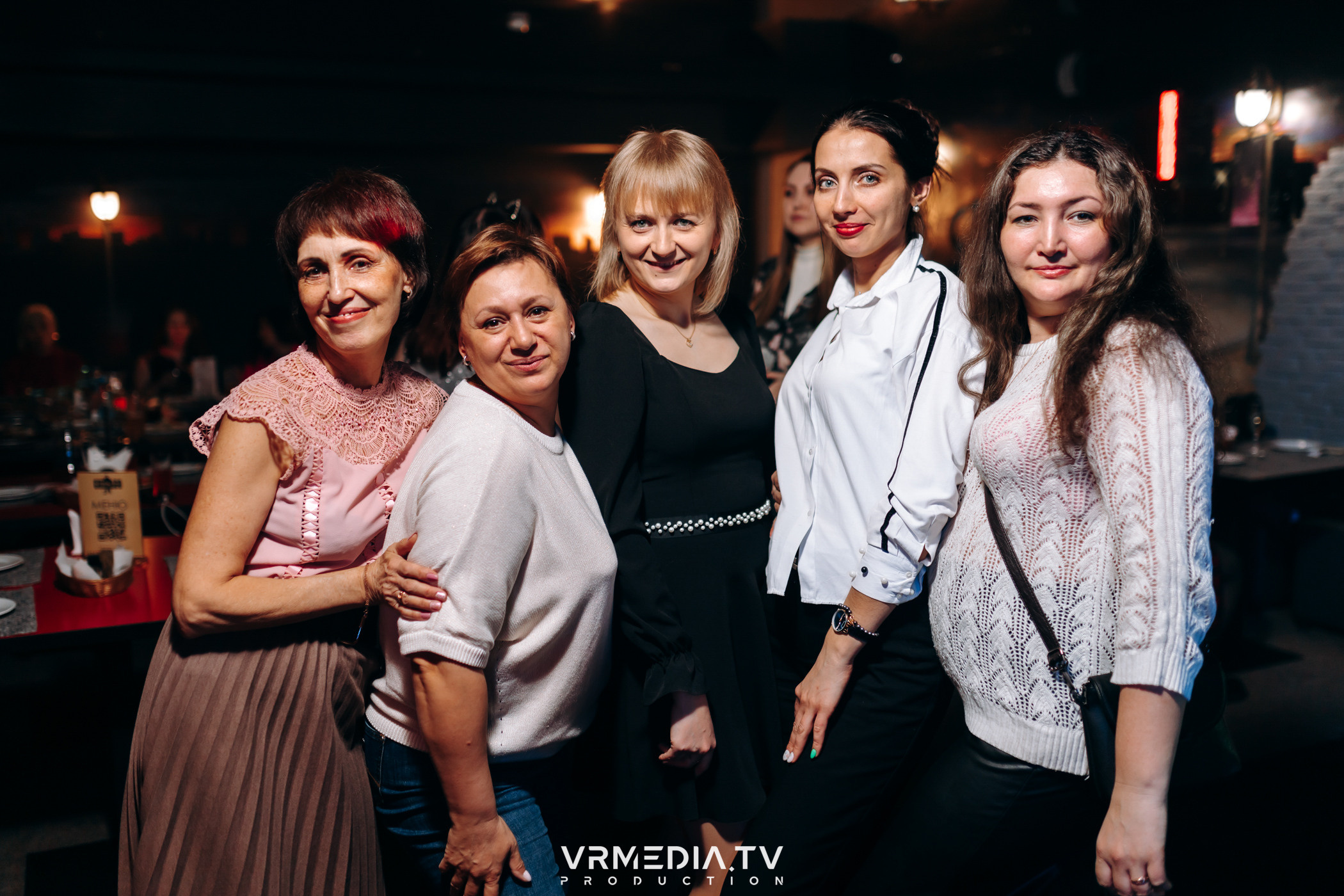 Международный женский день в караоке-баре «Chicago»