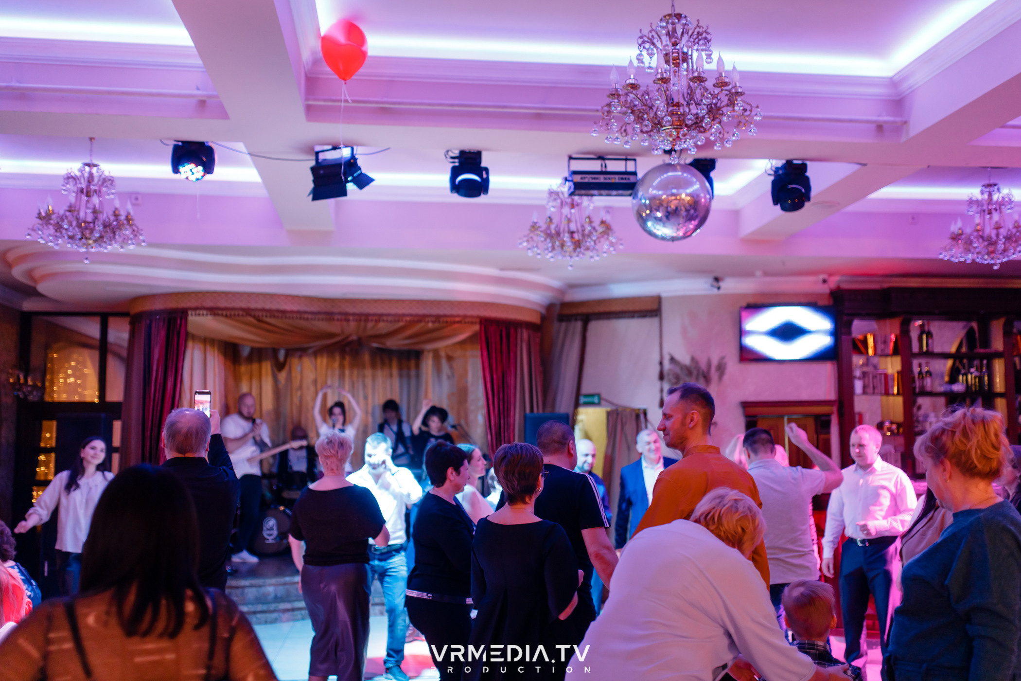 Выходные в ресторане «Лазурный Берег»