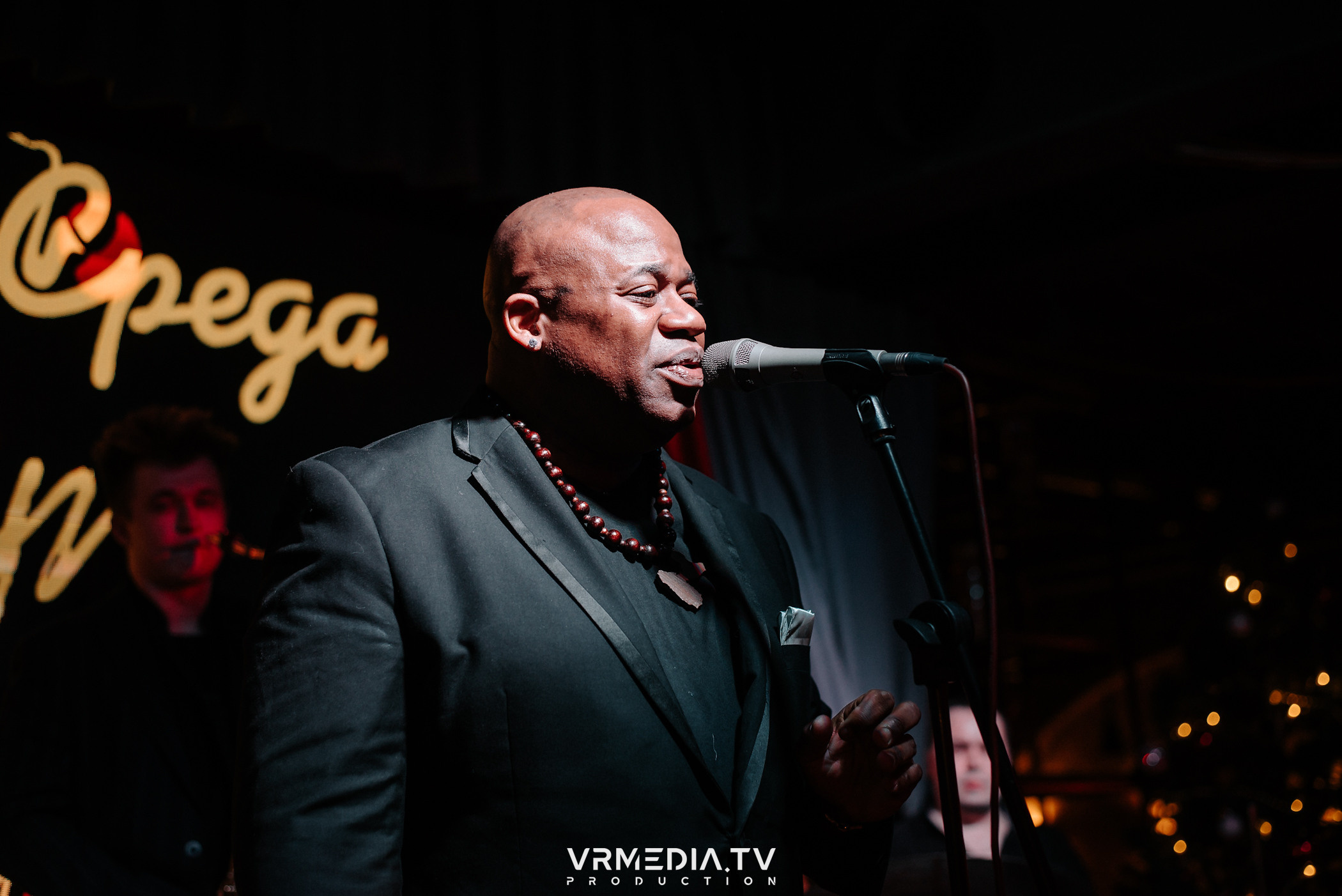 Джазовая среда: Певец Мистер Мелвин (Франция)