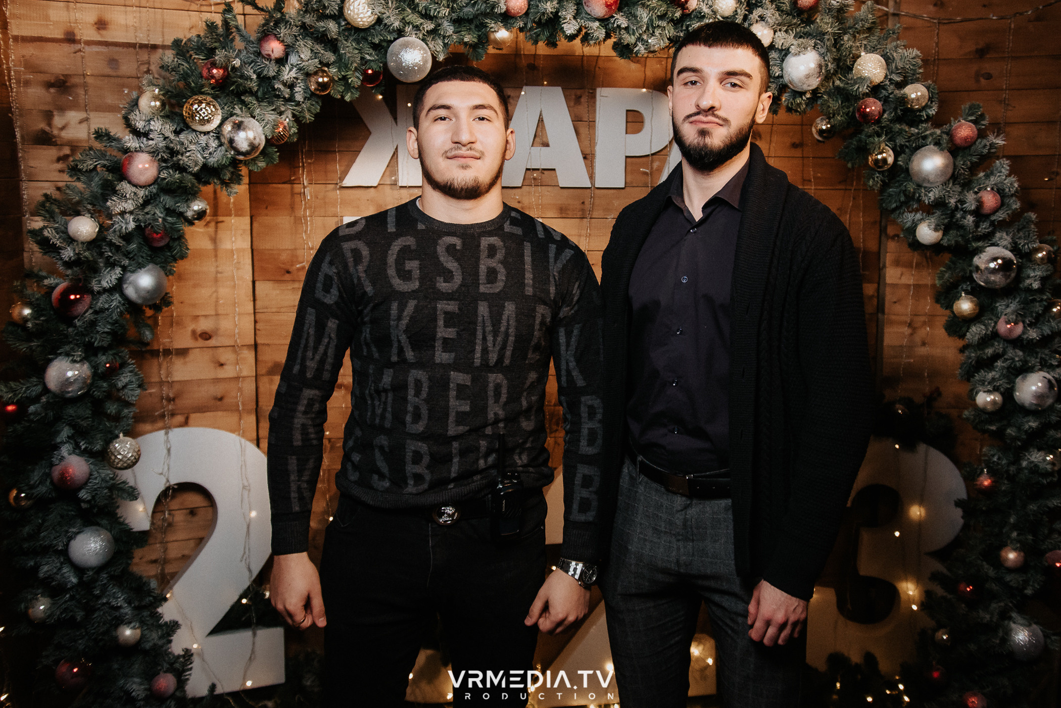 Жаркий новогодний корпоратив в гриль-баре «Жара»