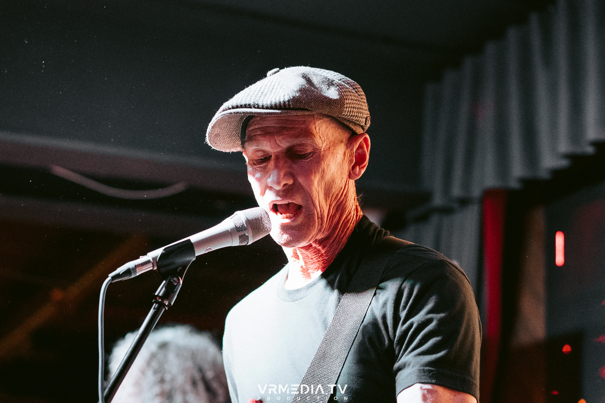 Джазовая среда: Чарльз Бёртон (США)