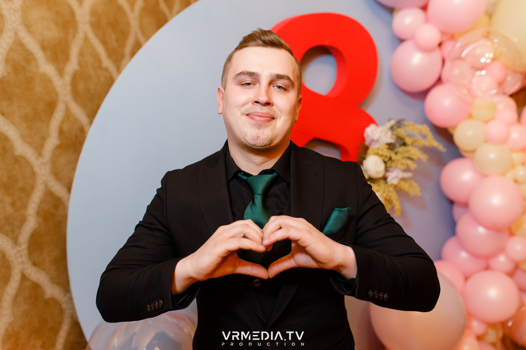 Международный женский день в ресторане «Лазурный Берег»