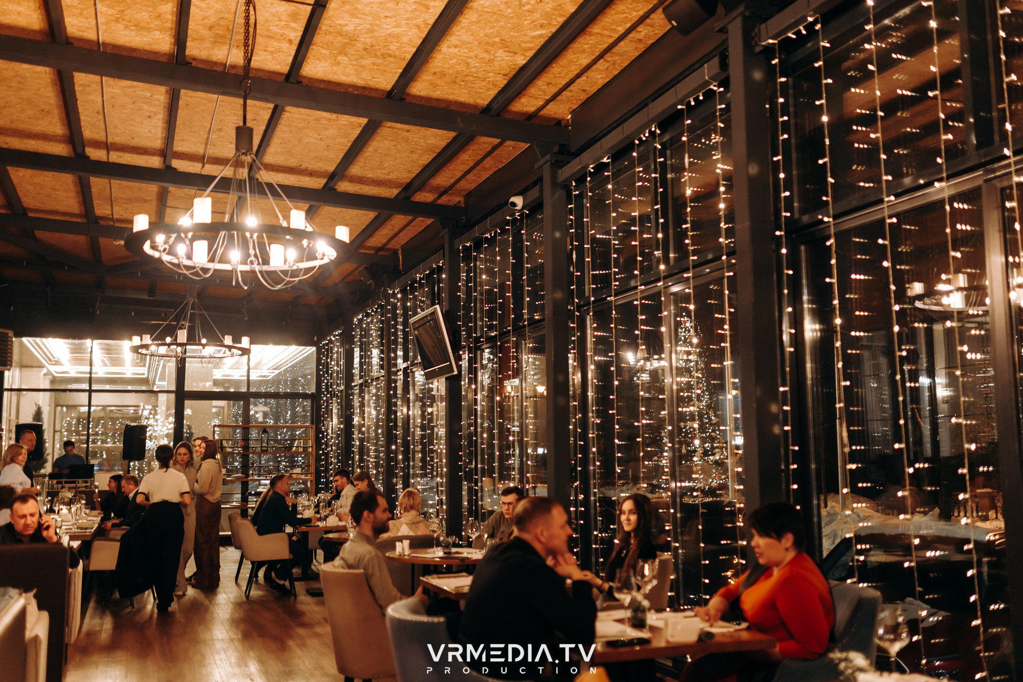 Винный ужин в ресторане «Авиатор»