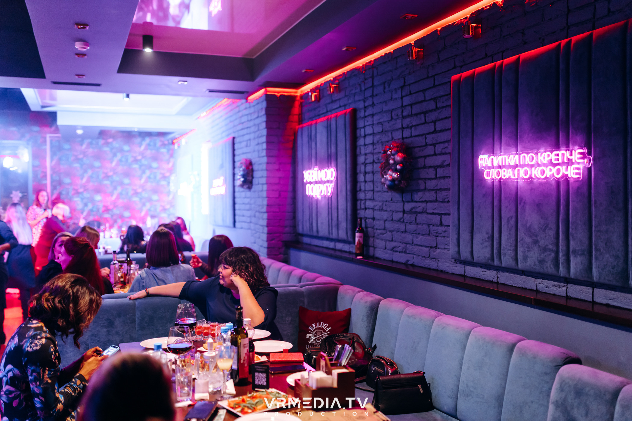 Новогодние корпоративы в караоке-баре «Опера»