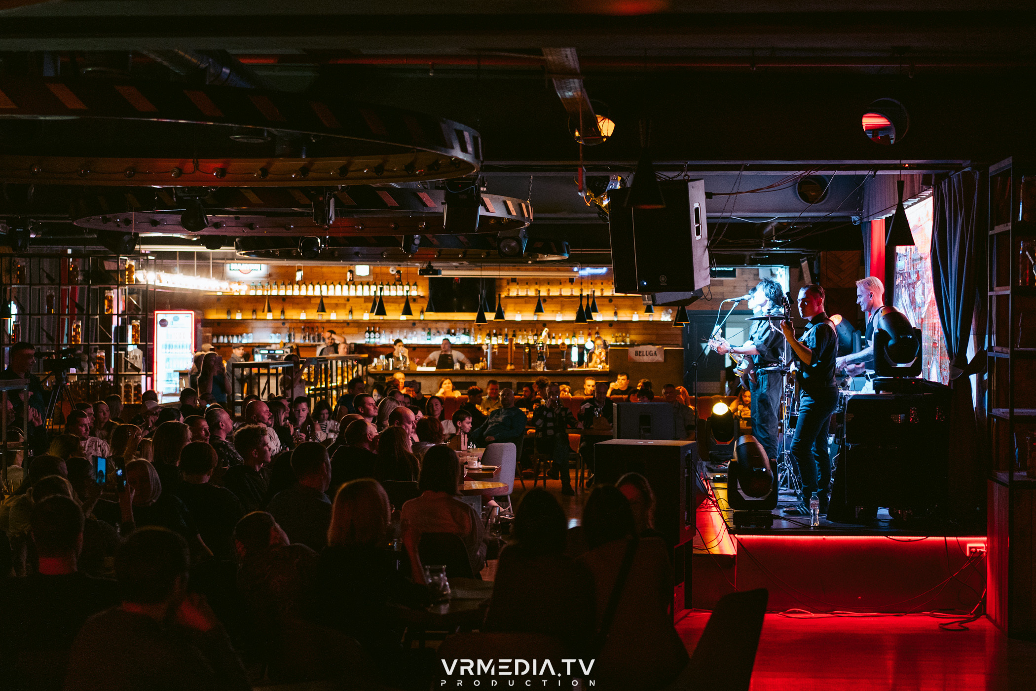 Джазовая среда: шоу «КИНОхроника»